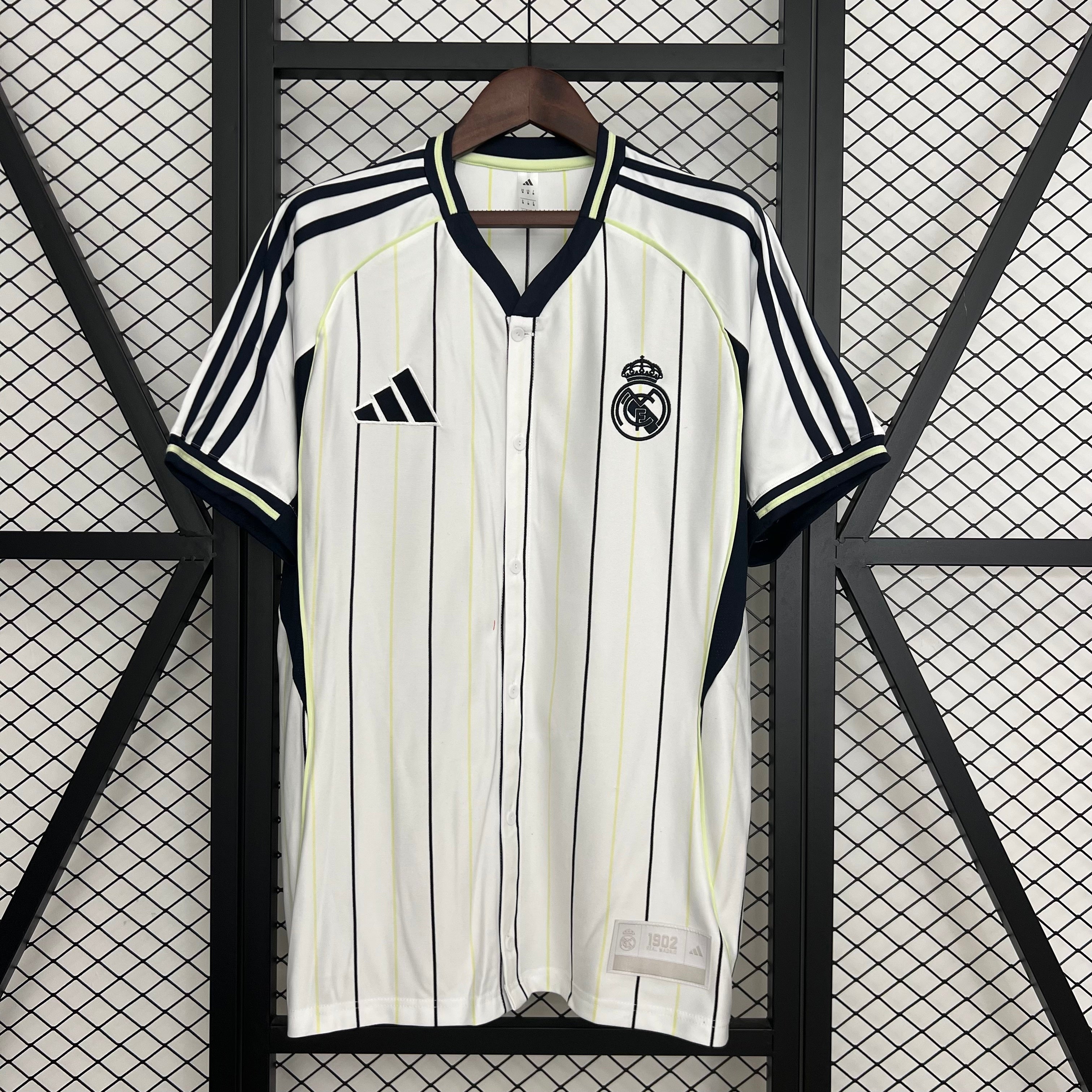 Real Madrid 2025/26 (Special Edition)