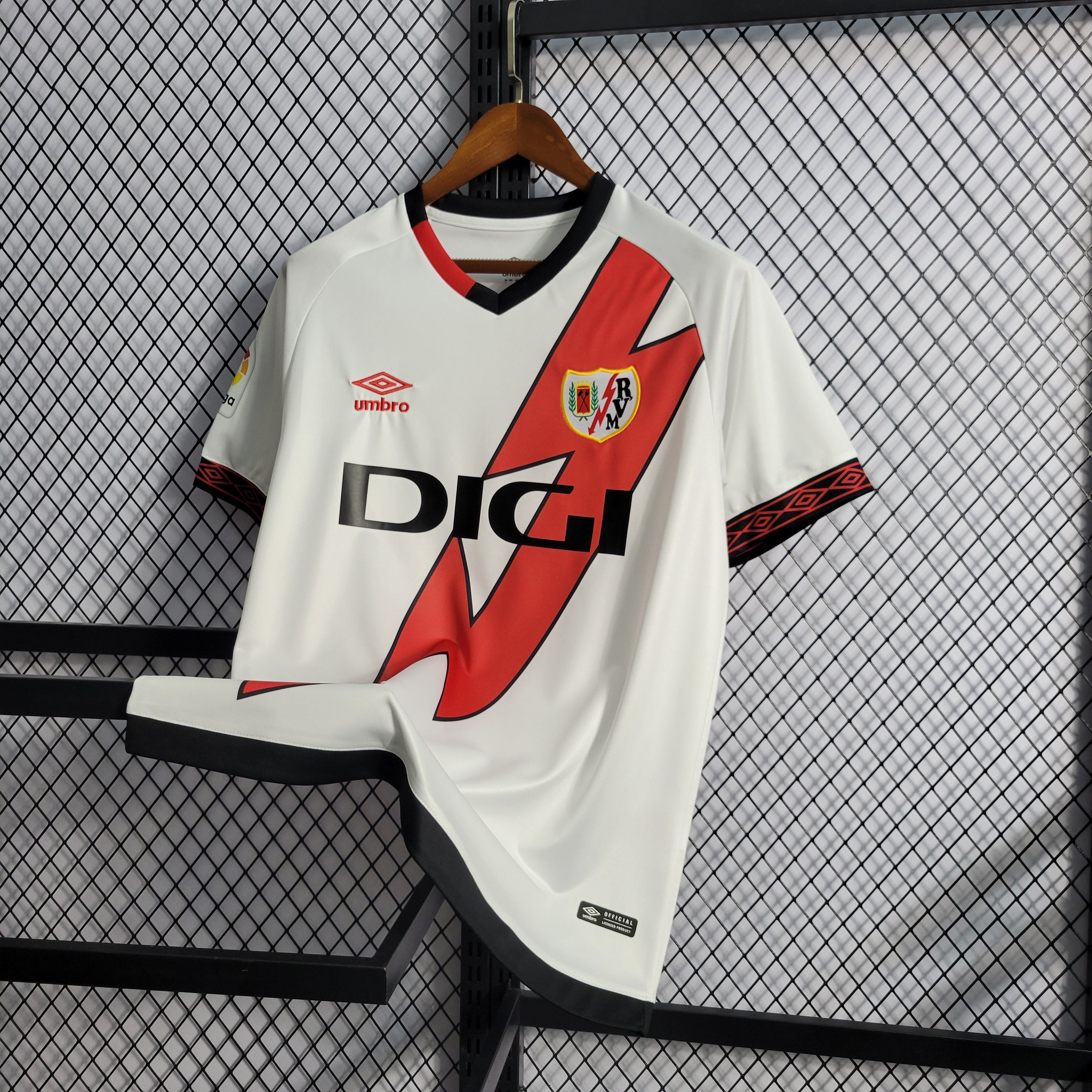 Rayo Vallecano 2022/23 (Primera equipación)