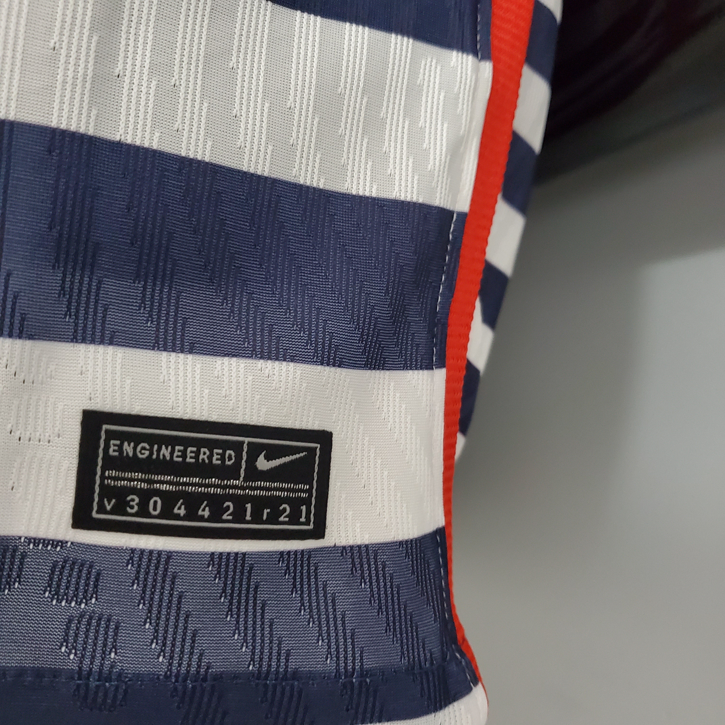 París Saint-Germain Vapor Match (Edición Classic)