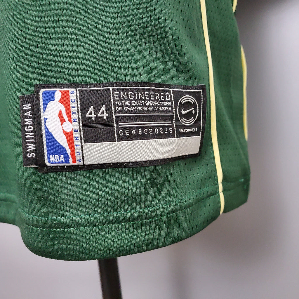 Milwaukee Bucks (green edition)