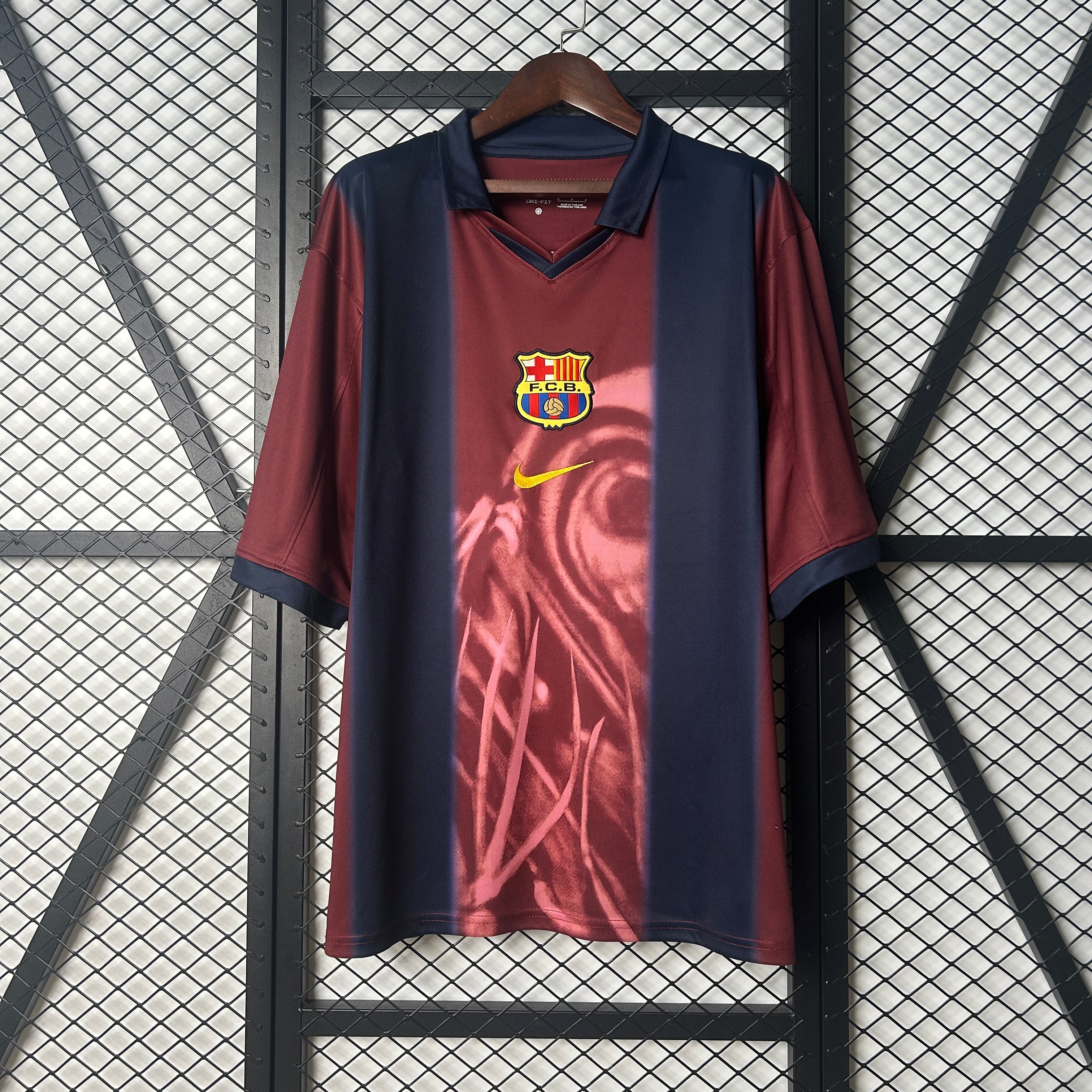 FC Barcelona 2025 x Travis Scott (Retro)