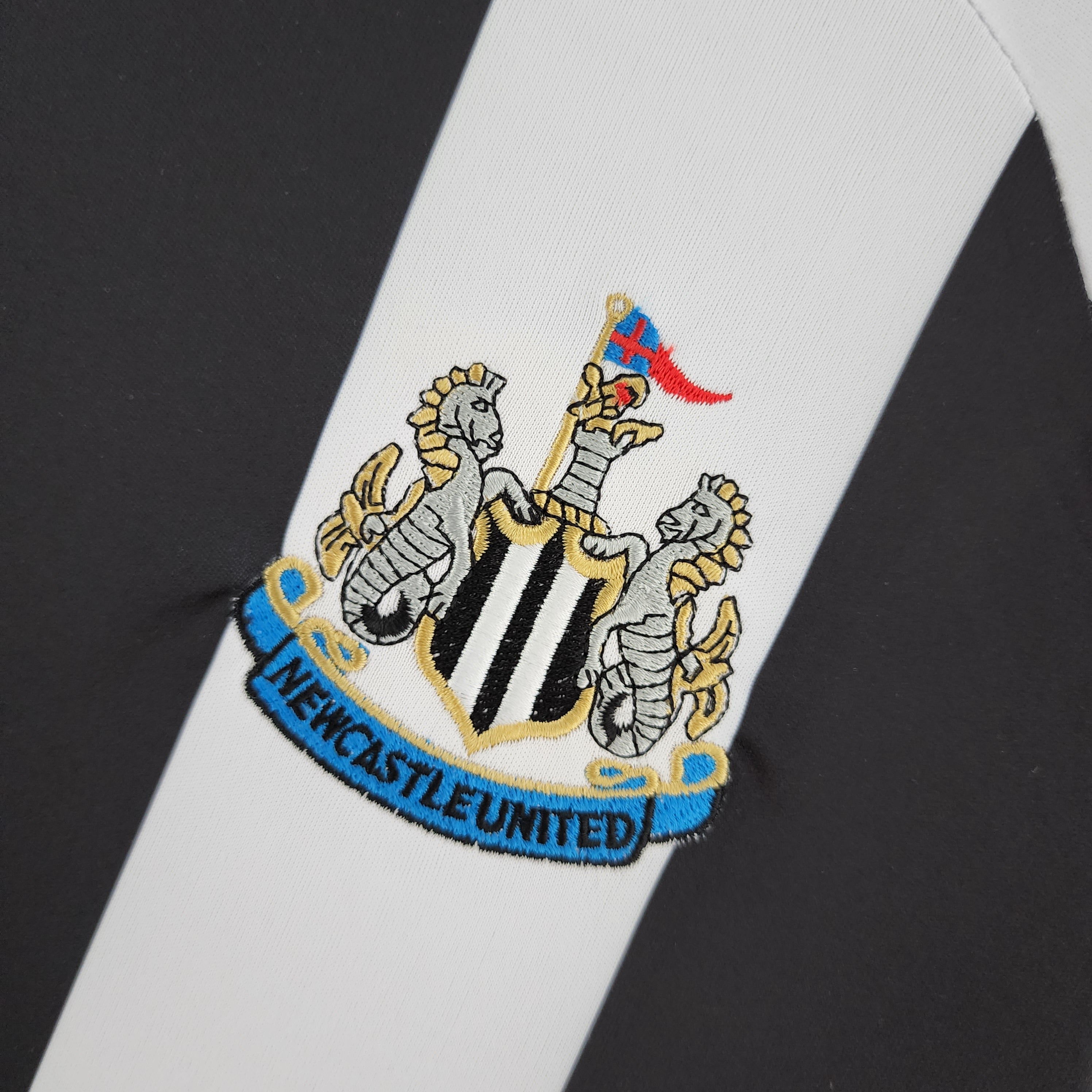 Newcastle 2022/23 (Primera equipación)