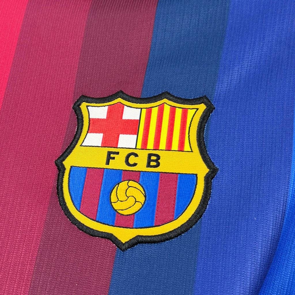 FC Barcelona 2026/27 (Primera equipación)