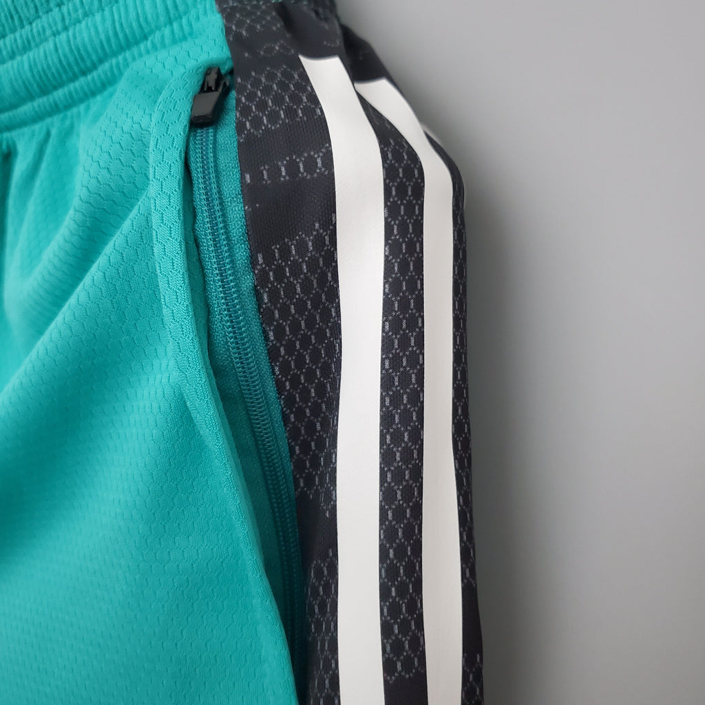 Real Madrid 2021/22 Pantalón corto (Entrenamiento)