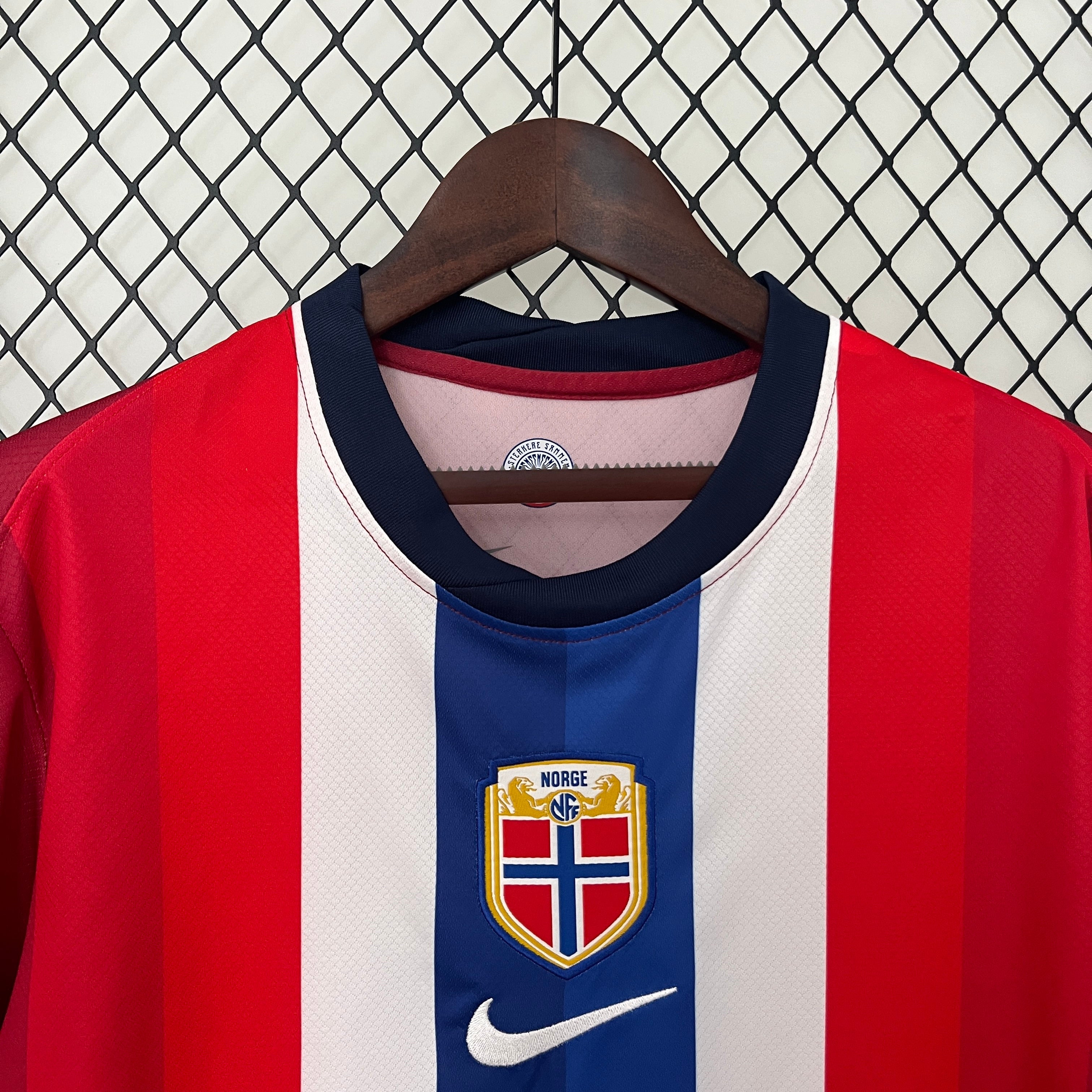 Noruega 2024/25 (Primera equipación)