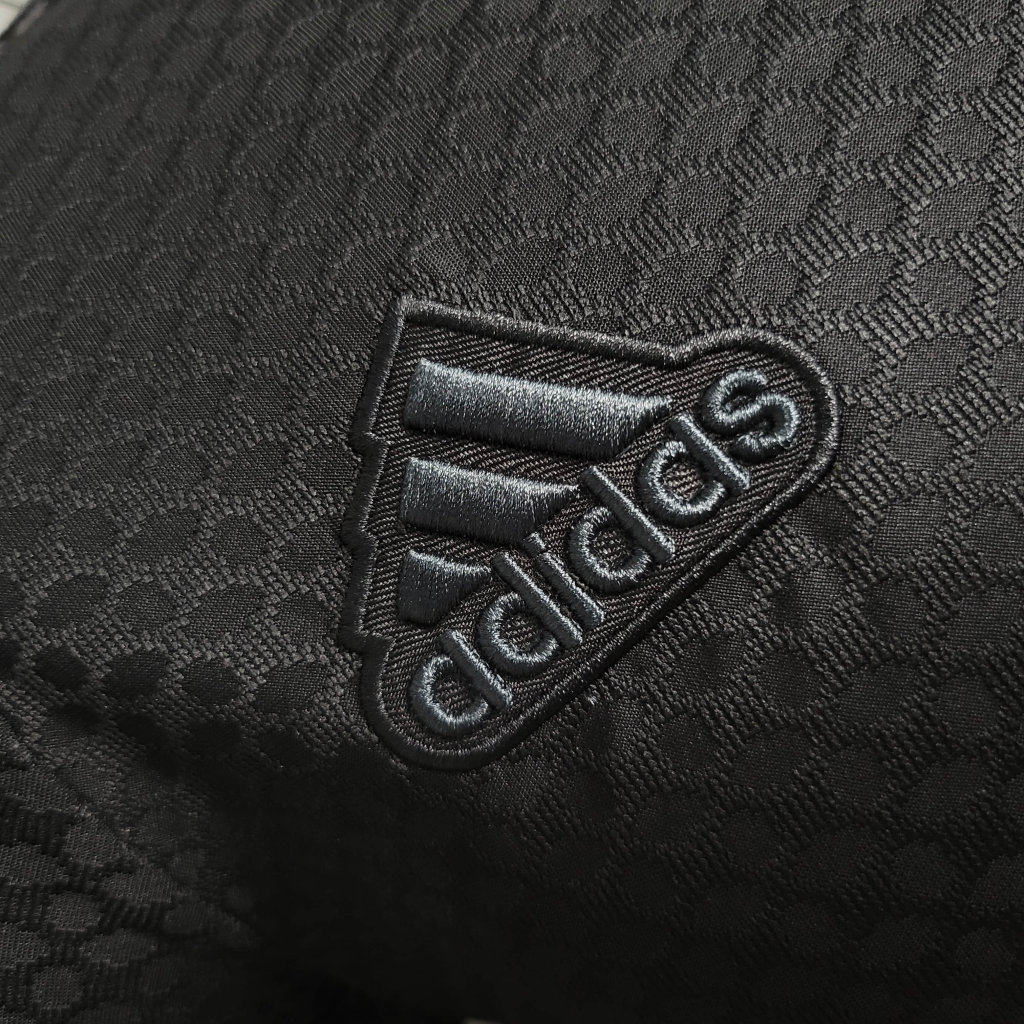 Real Madrid 2023/24 (Equipacion de Entrenamiento)