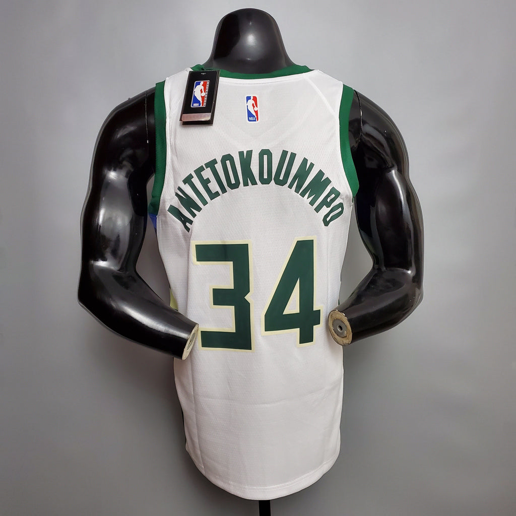 Milwaukee Bucks (white jersey)