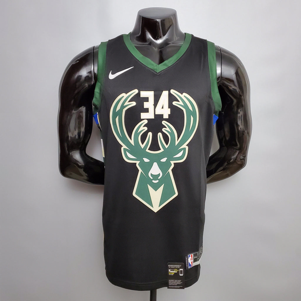 Milwaukee Bucks (black jersey)