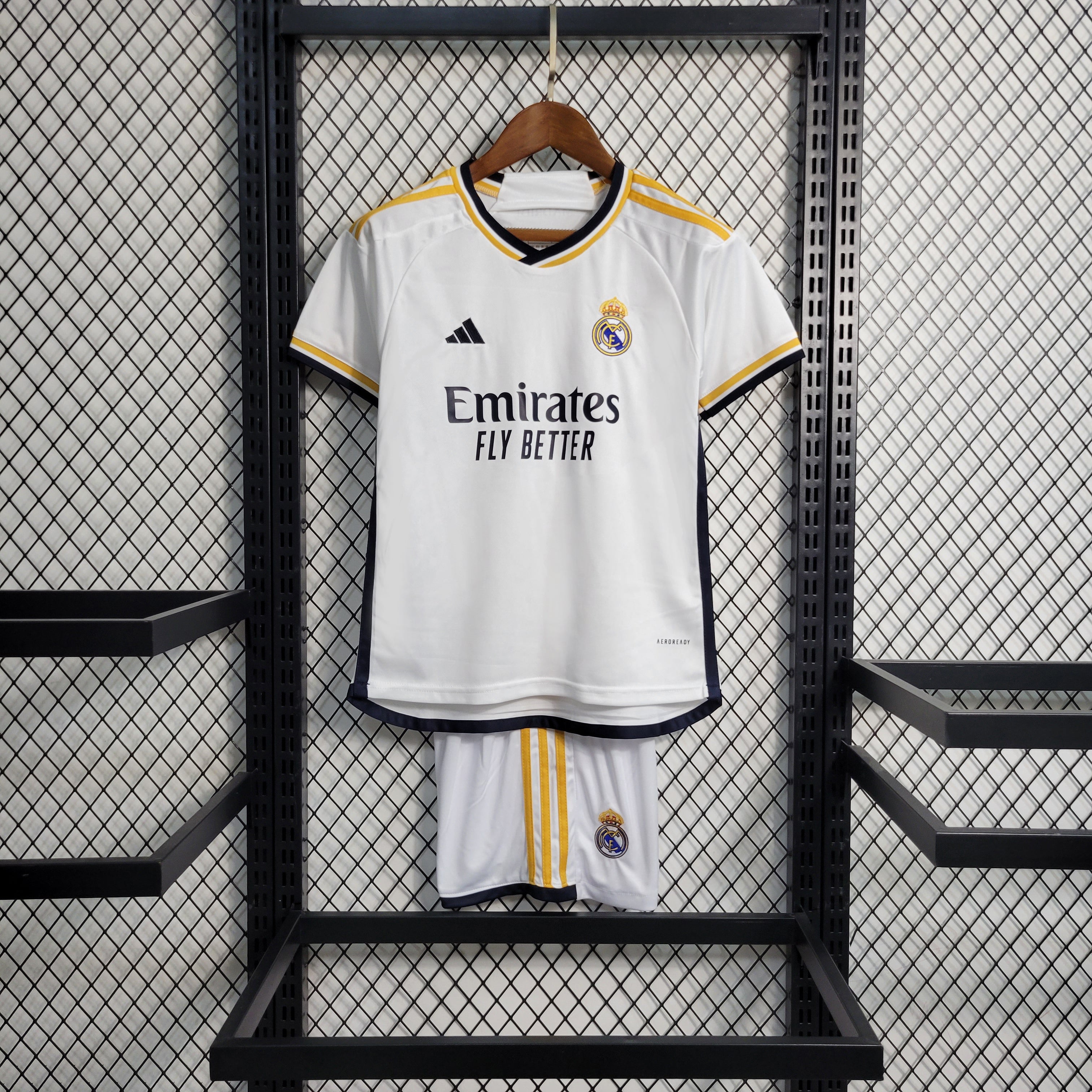 Real Madrid 2023/24 Primera equipacion (Mini Conjunto)