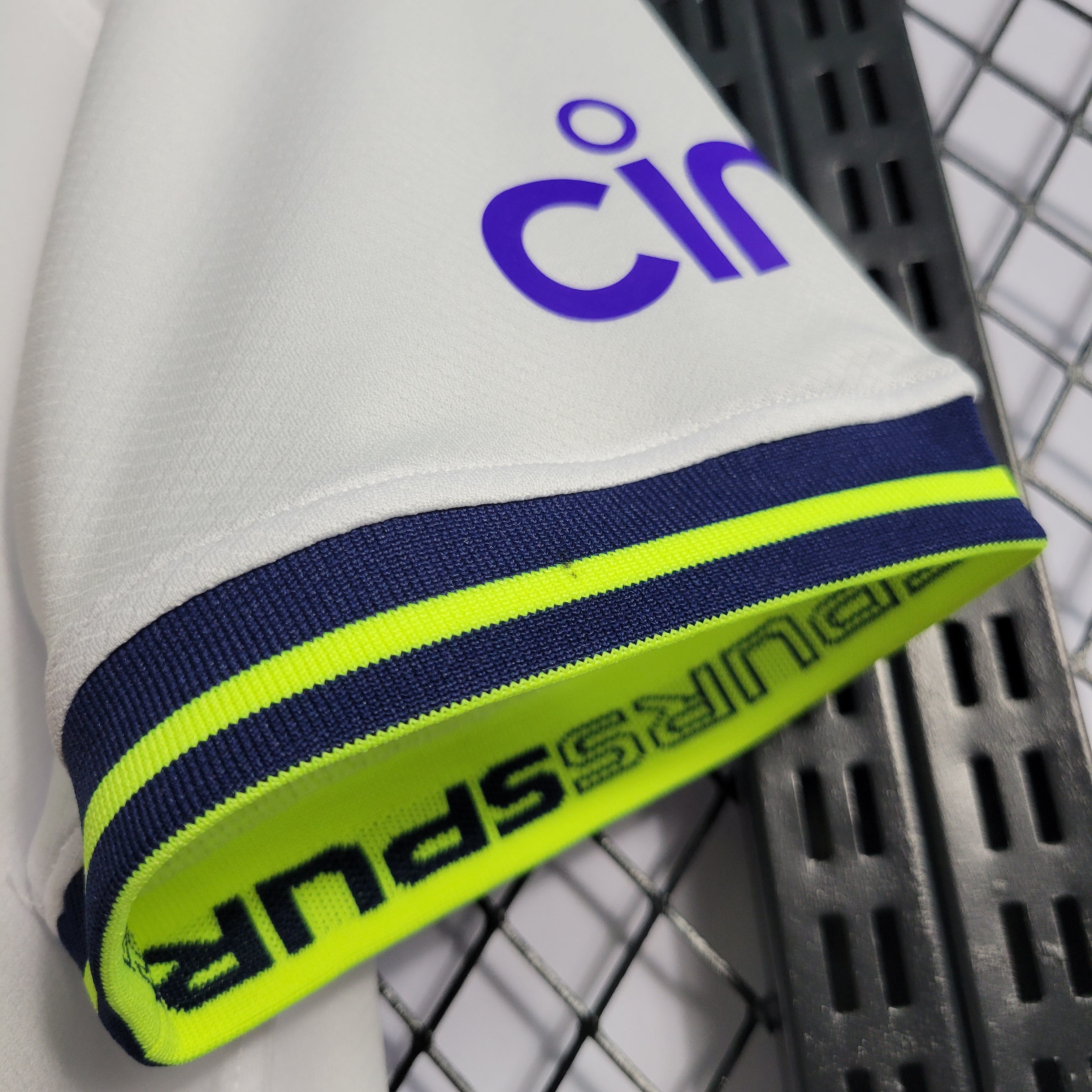 Tottenham 2022/23 (Primera equipación)