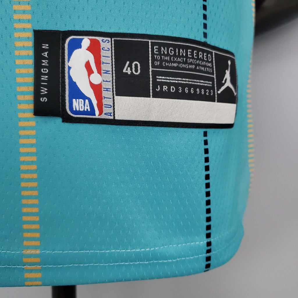 Charlotte Hornets (light blue)
