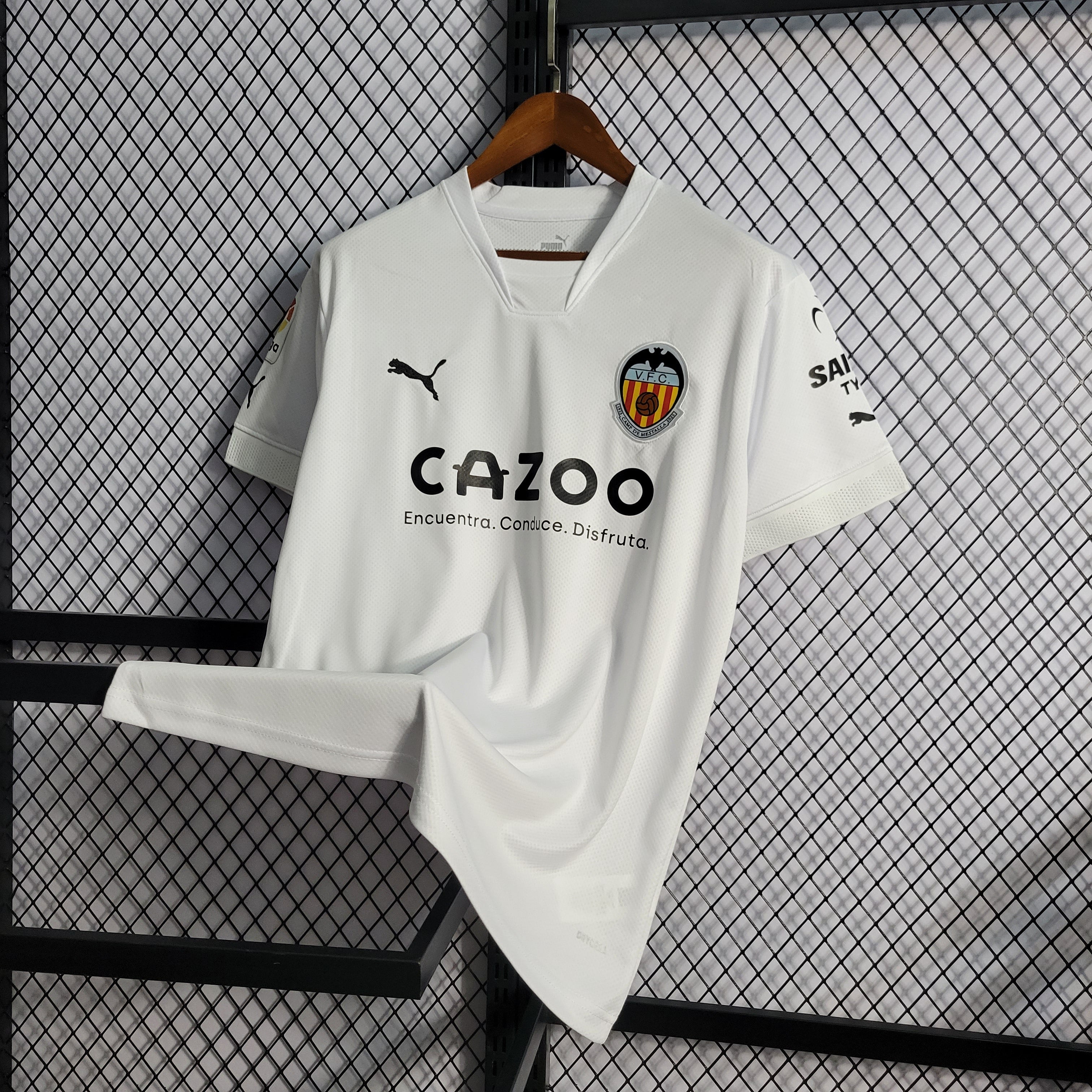 Valencia 2022/23 (Primera equipación)