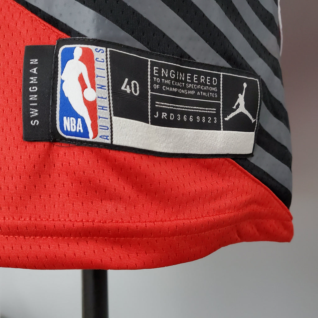 Portland Trail Blazers (red)