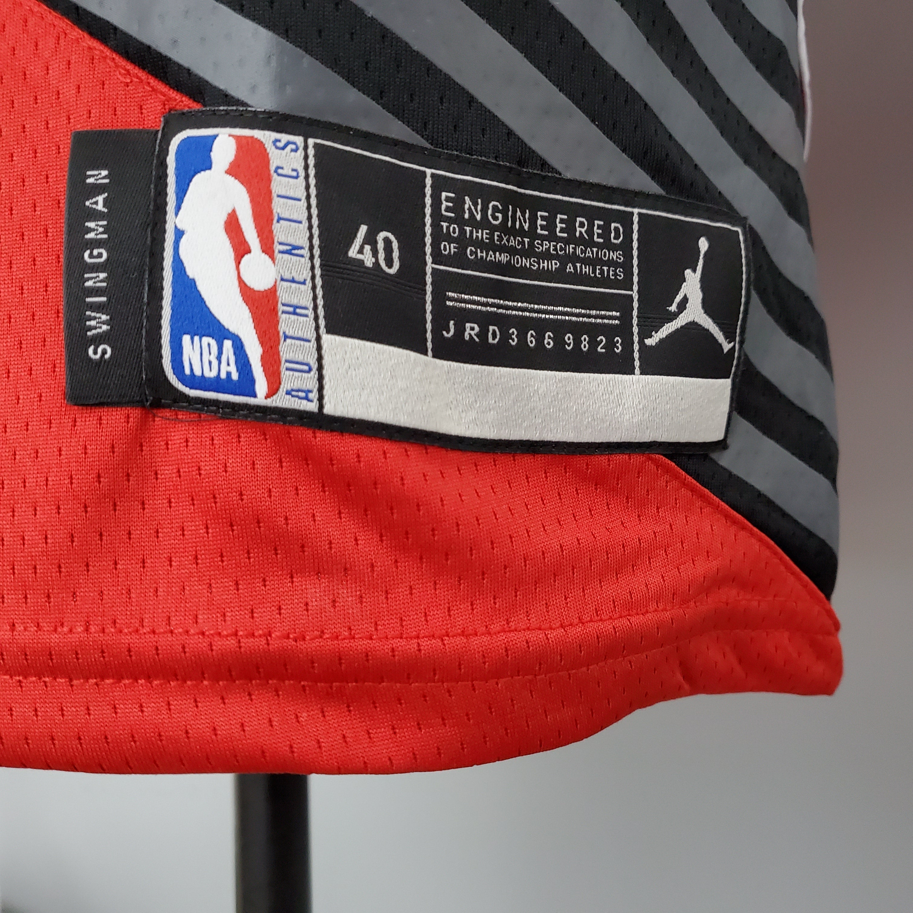 Portland Trail Blazers (red)