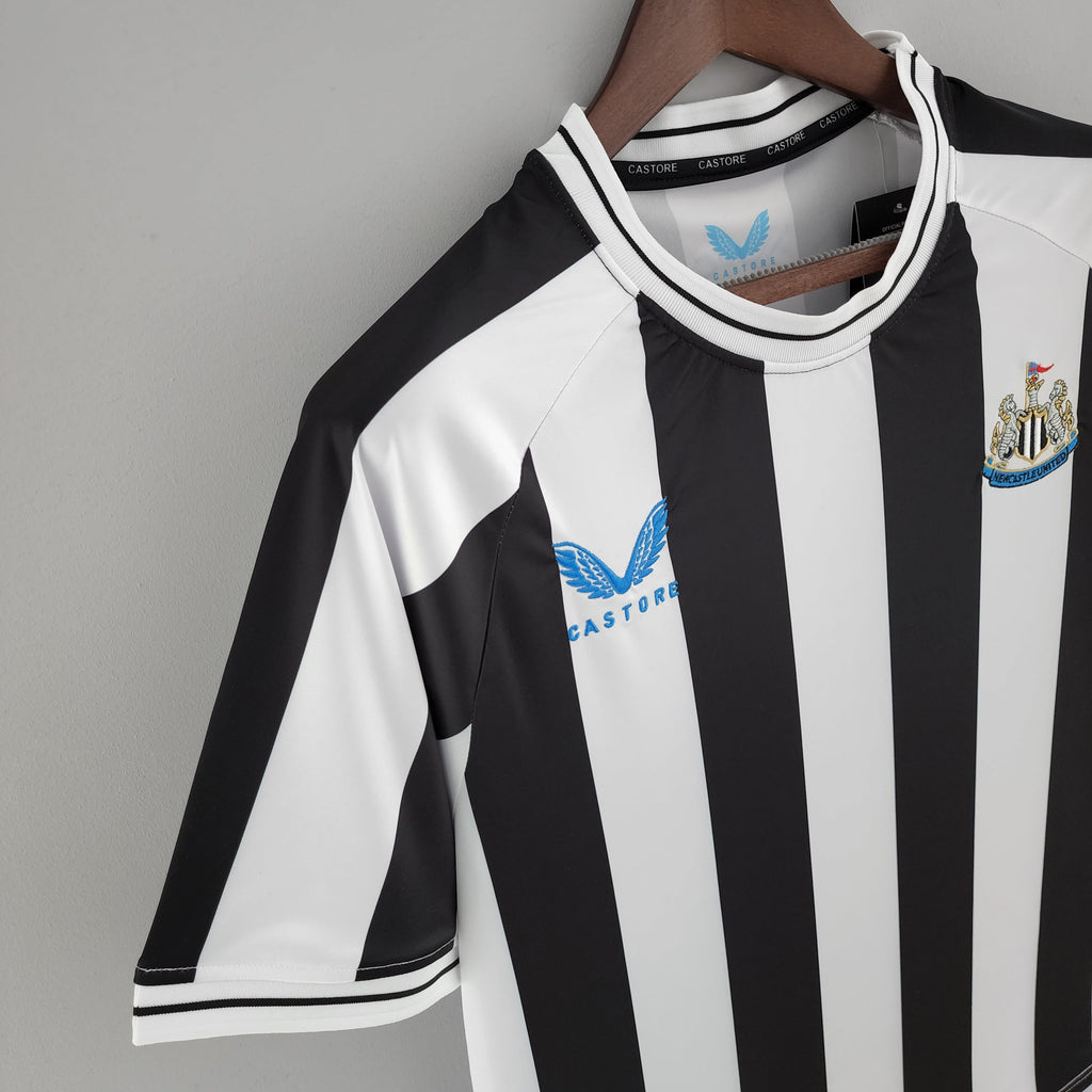 Newcastle 2022/23 (Primera equipación)