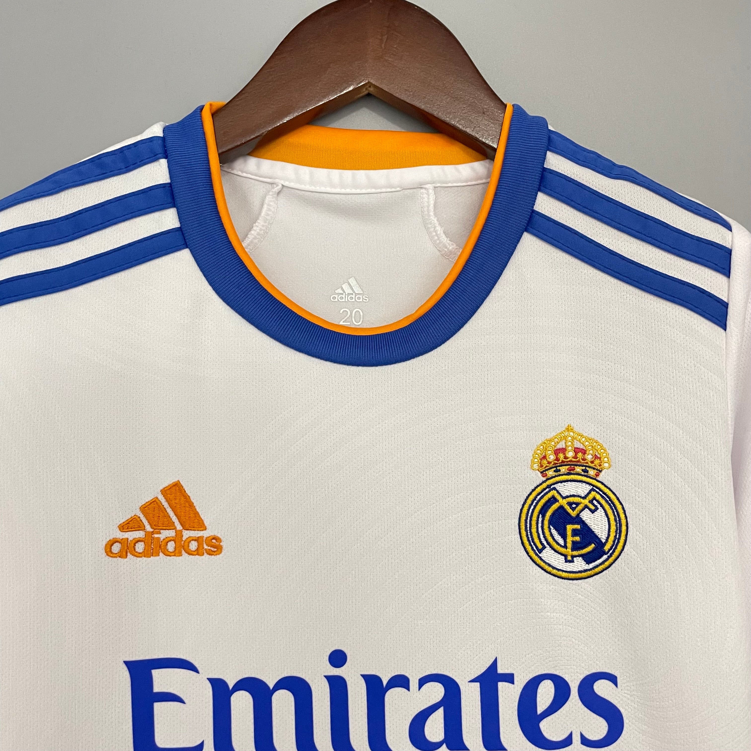 Real Madrid 2021/22 Primera equipación (Mini conjunto)