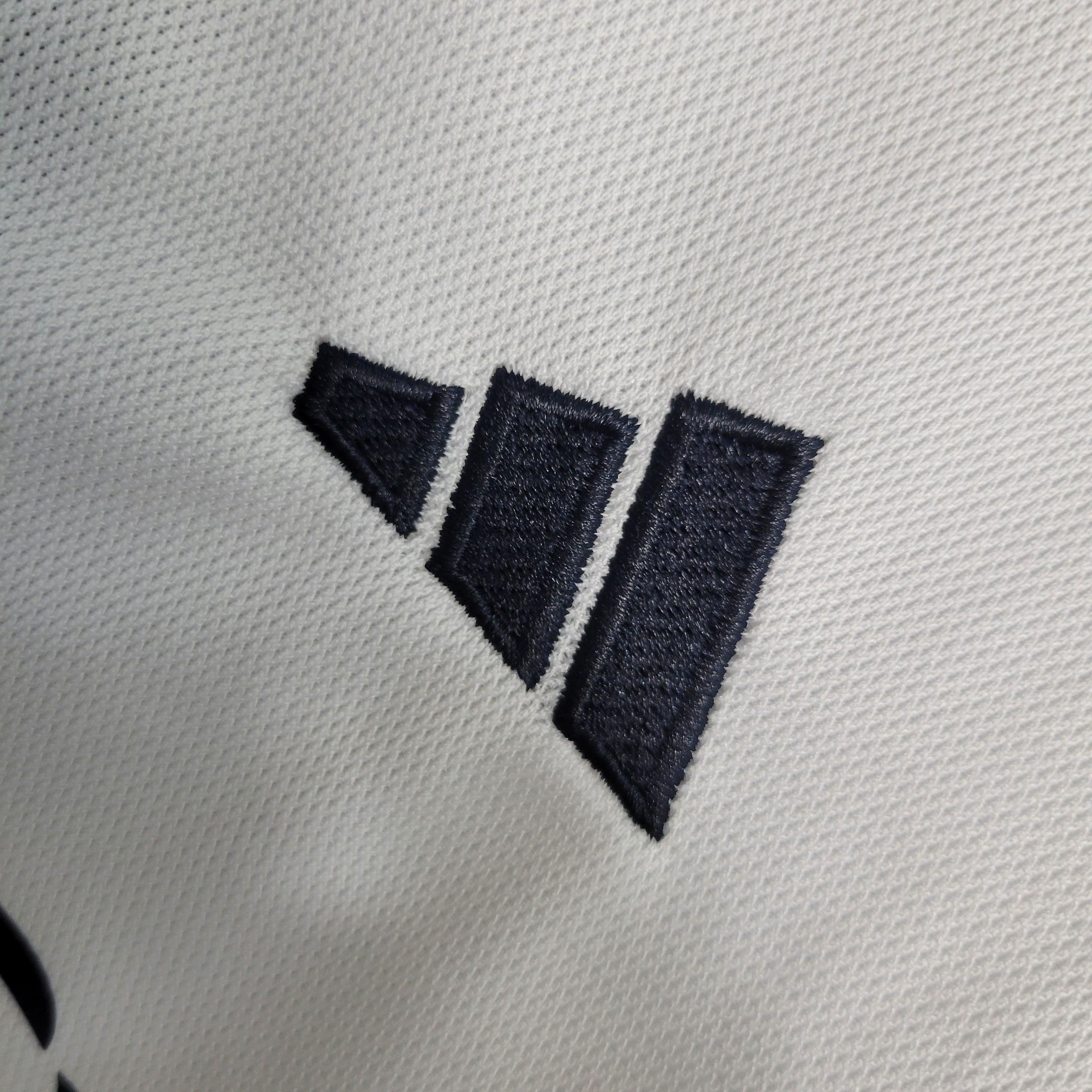 Real Madrid 2023/24 Primera equipacion (Mini Conjunto)