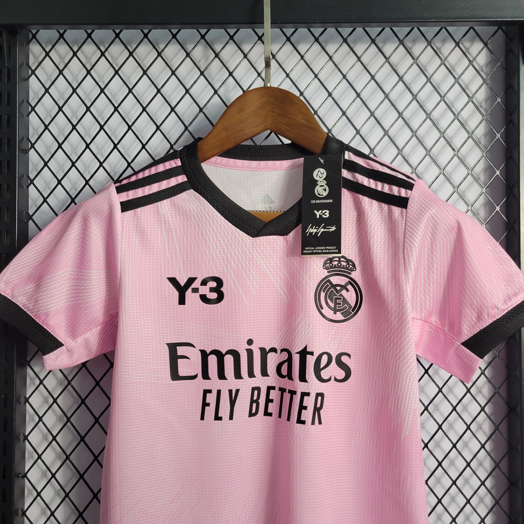 Real Madrid 2022/23 (Edicion Pink) (Mini Conjunto)