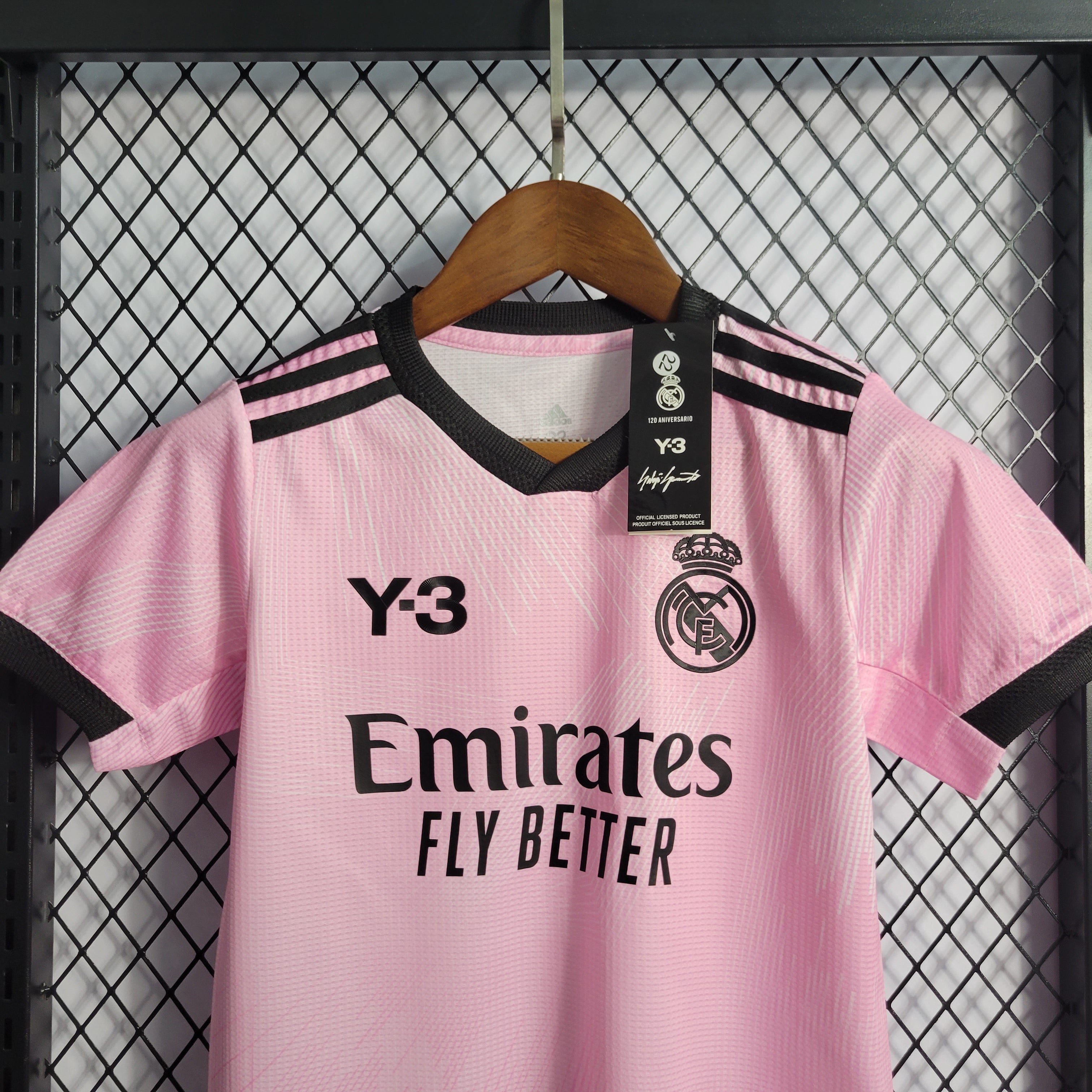 Real Madrid 2022/23 (Edicion Pink) (Mini Conjunto)