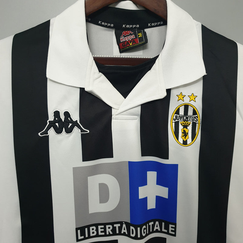 Retro Juventus 1999/00 (Primera equipación)