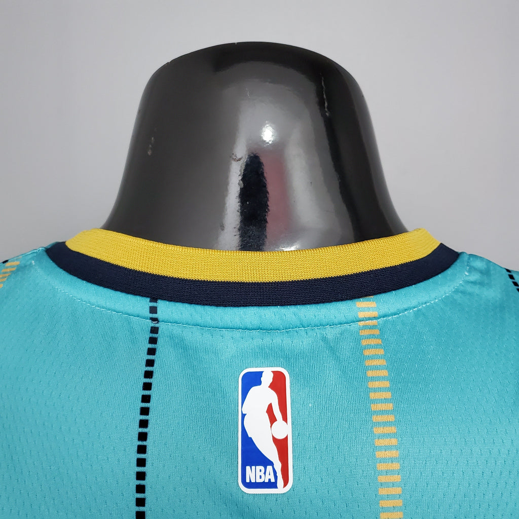 Charlotte Hornets (light blue)