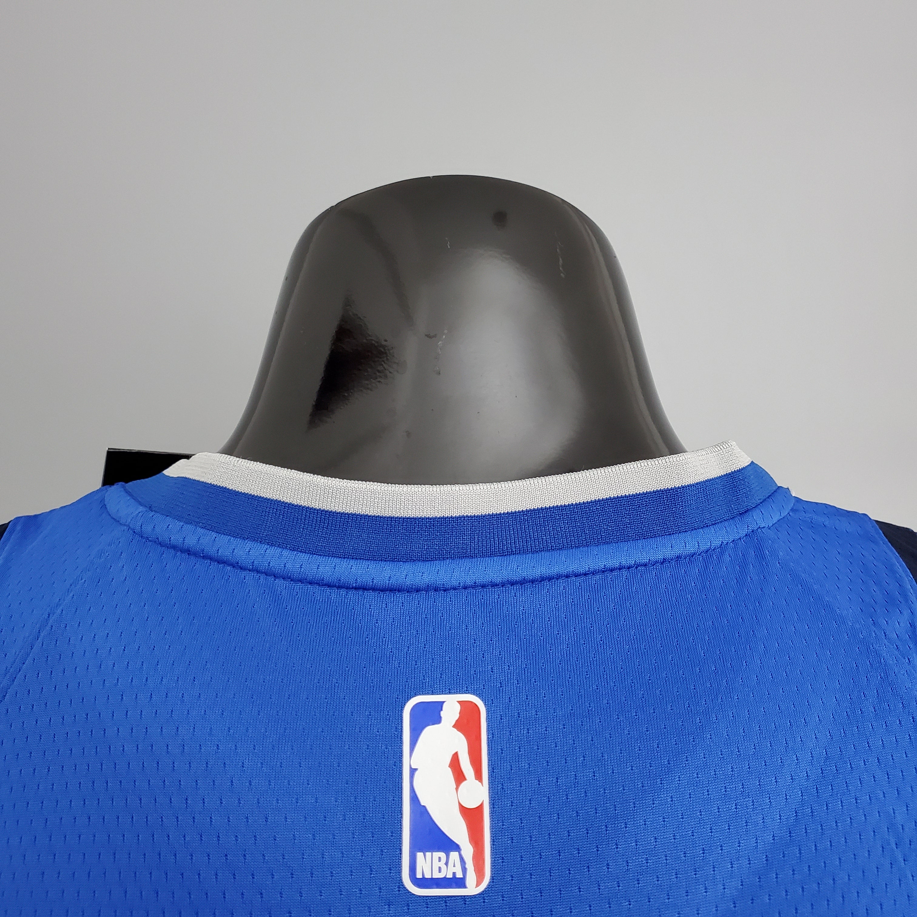 Dallas Maverick (blue)