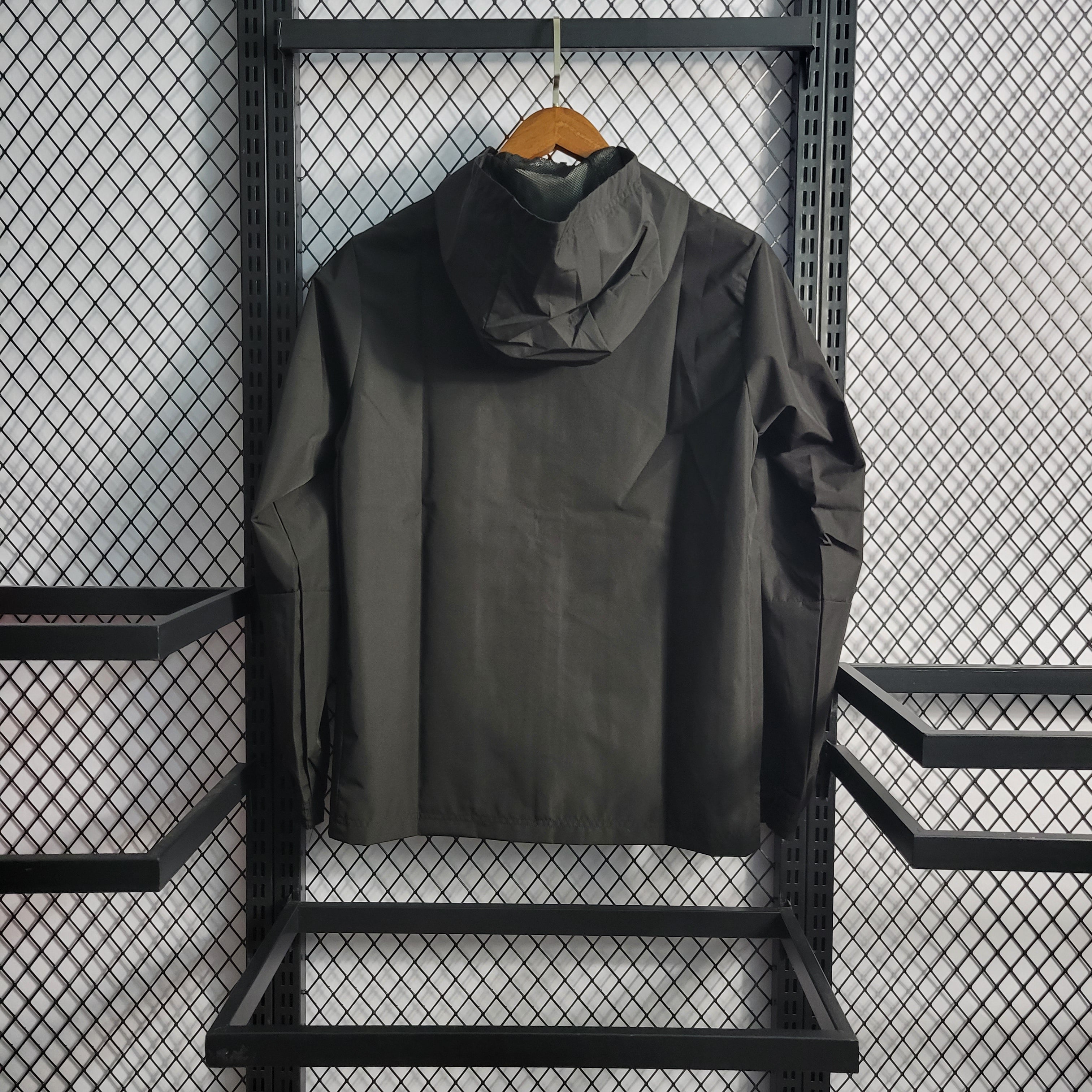 Real Madrid cortavientos