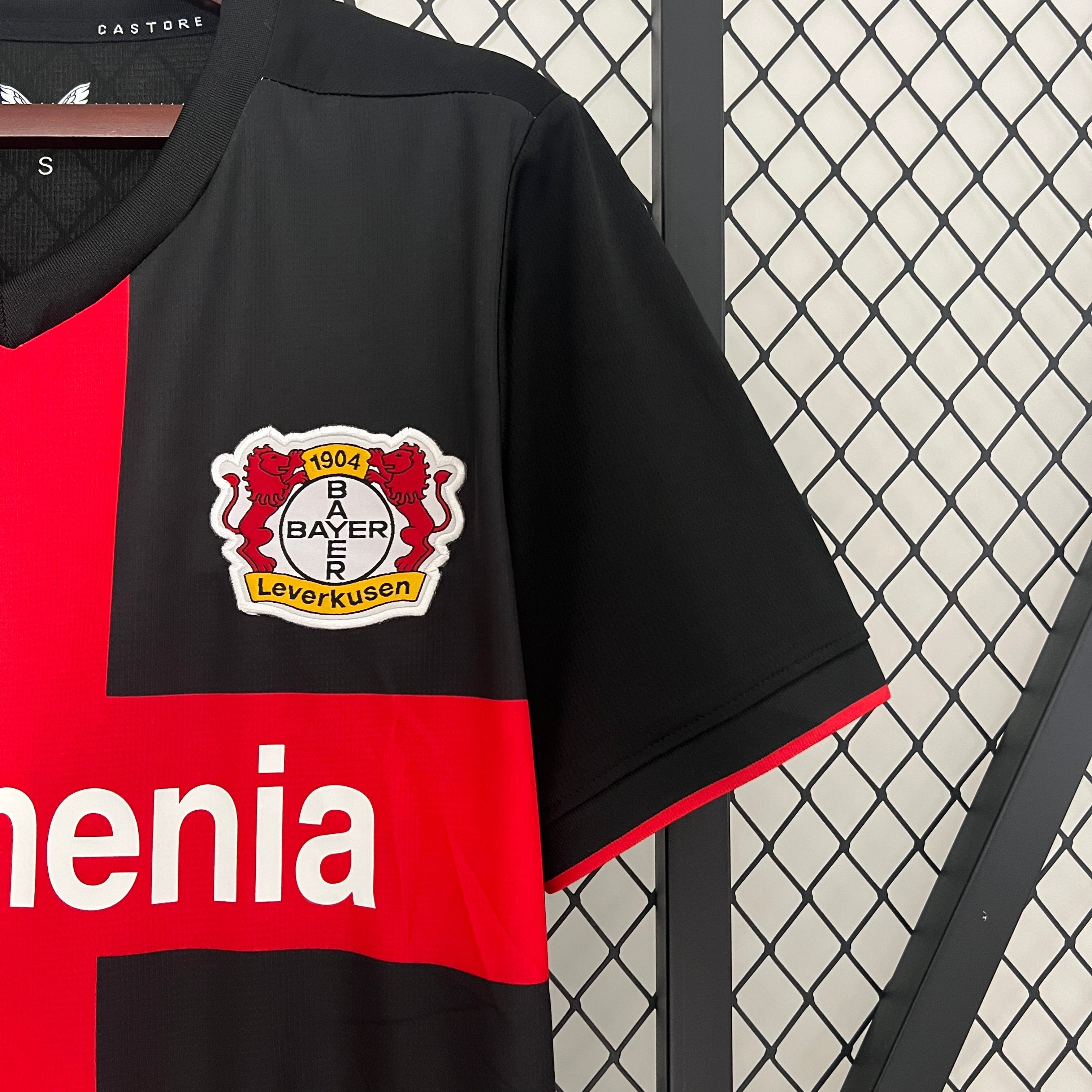 Bayer 04 Leverkusen 2023/24 (Segunda equipación)