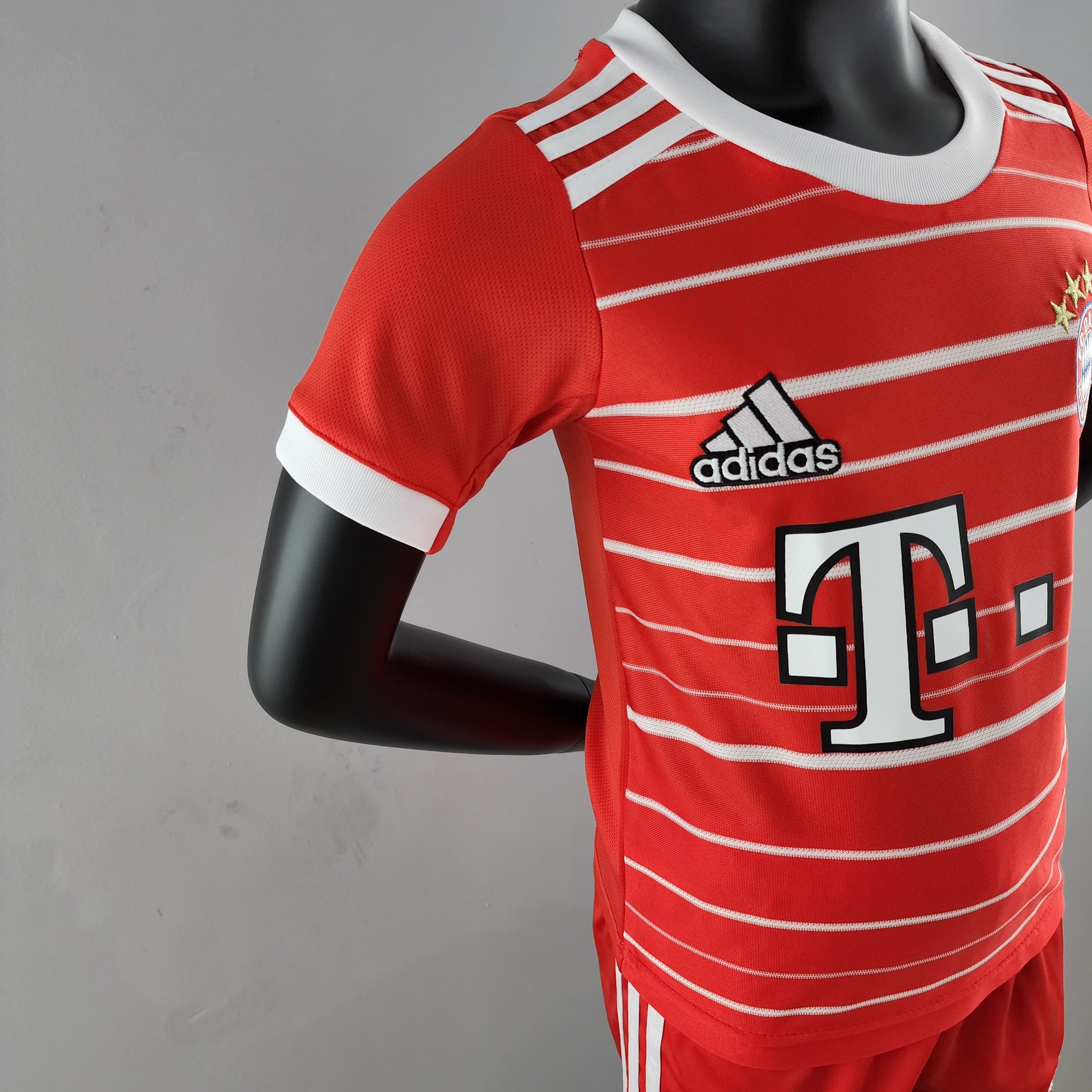 Bayern de Munich 2022/23 Primera equipación (Mini Conjunto)