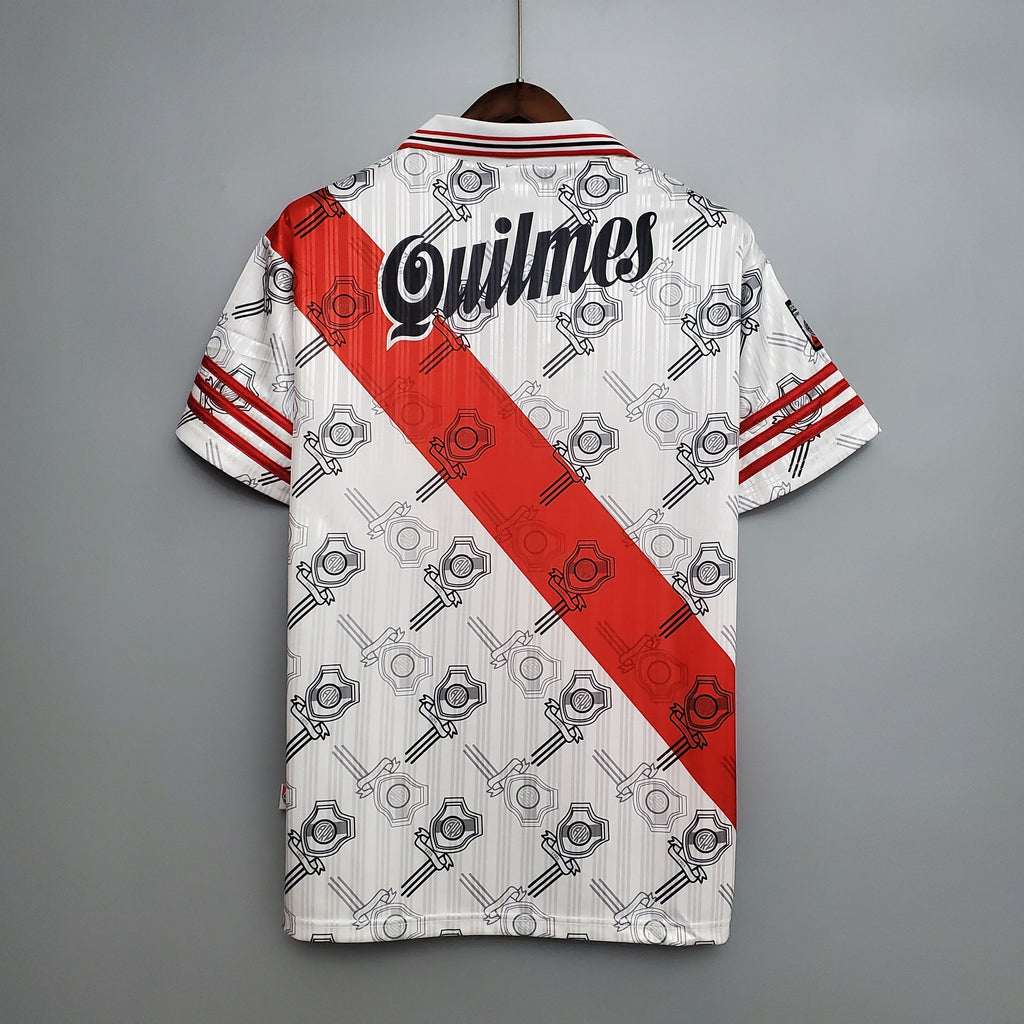 Retro River Plate 1995/96 (Primera equipación)