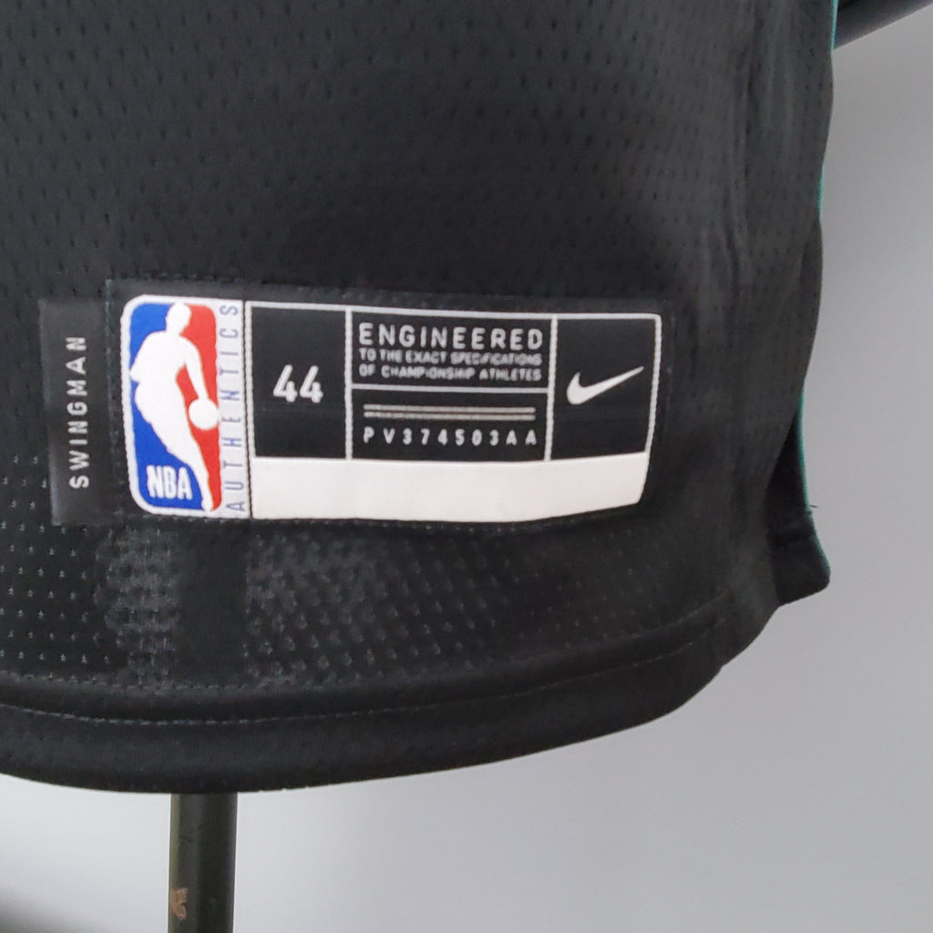 Dallas Maverick (big bull head black)