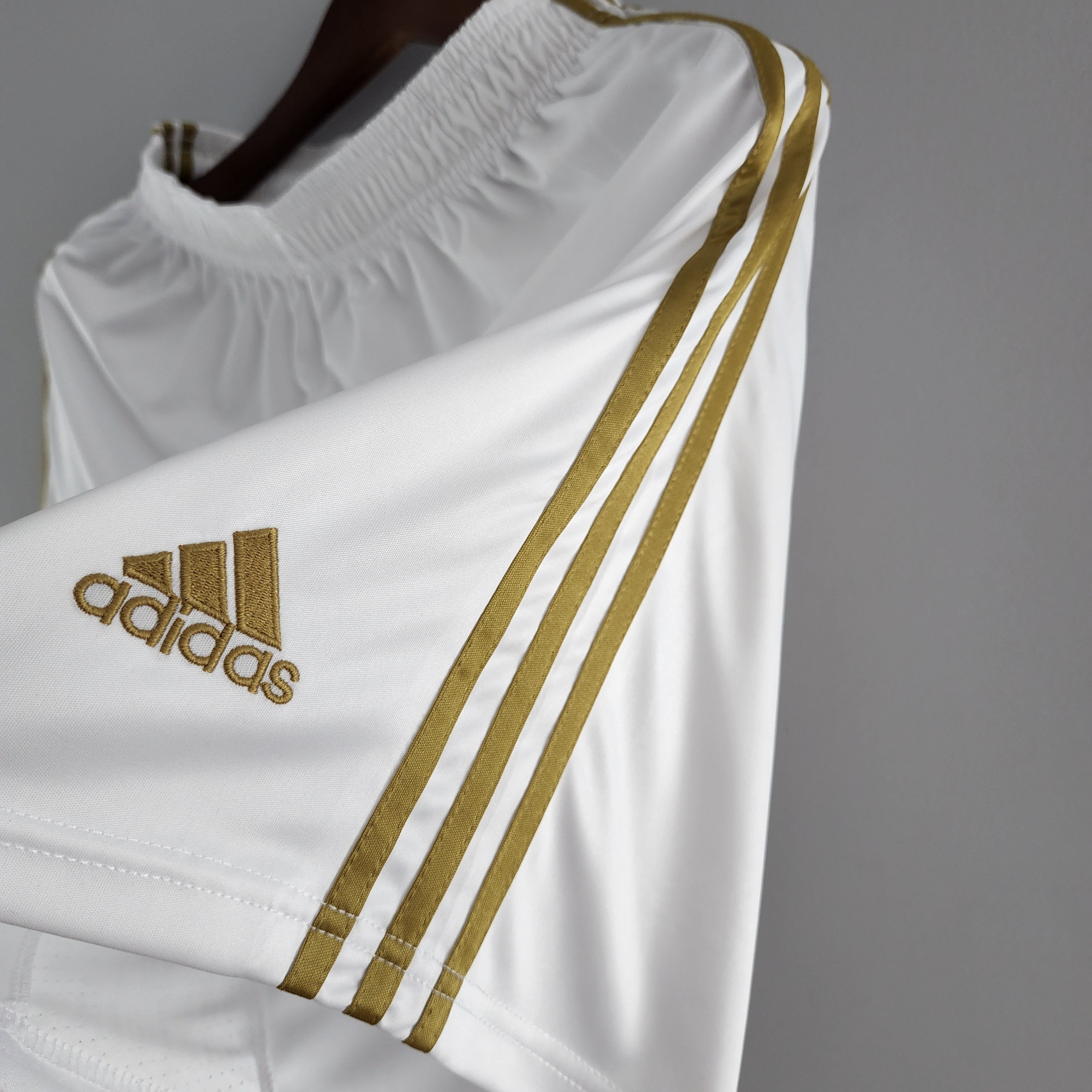 Bayern de Munich 2022/23 Pantalón corto (Segunda equipación)