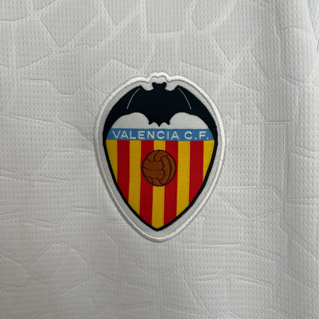 Valencia 2025/26 (Primera equipación)