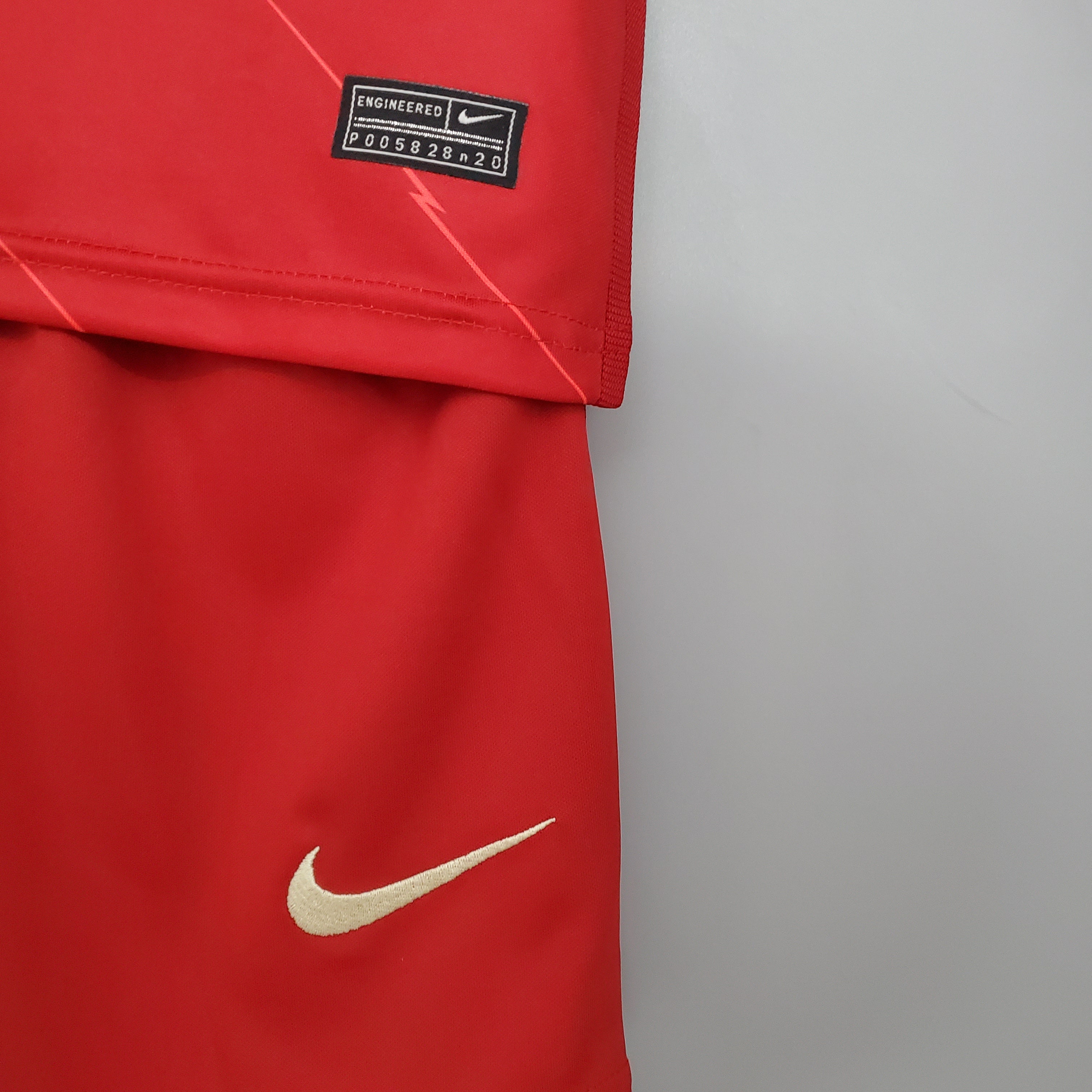 Liverpool 2021/22 Primera equipación (Mini conjunto)