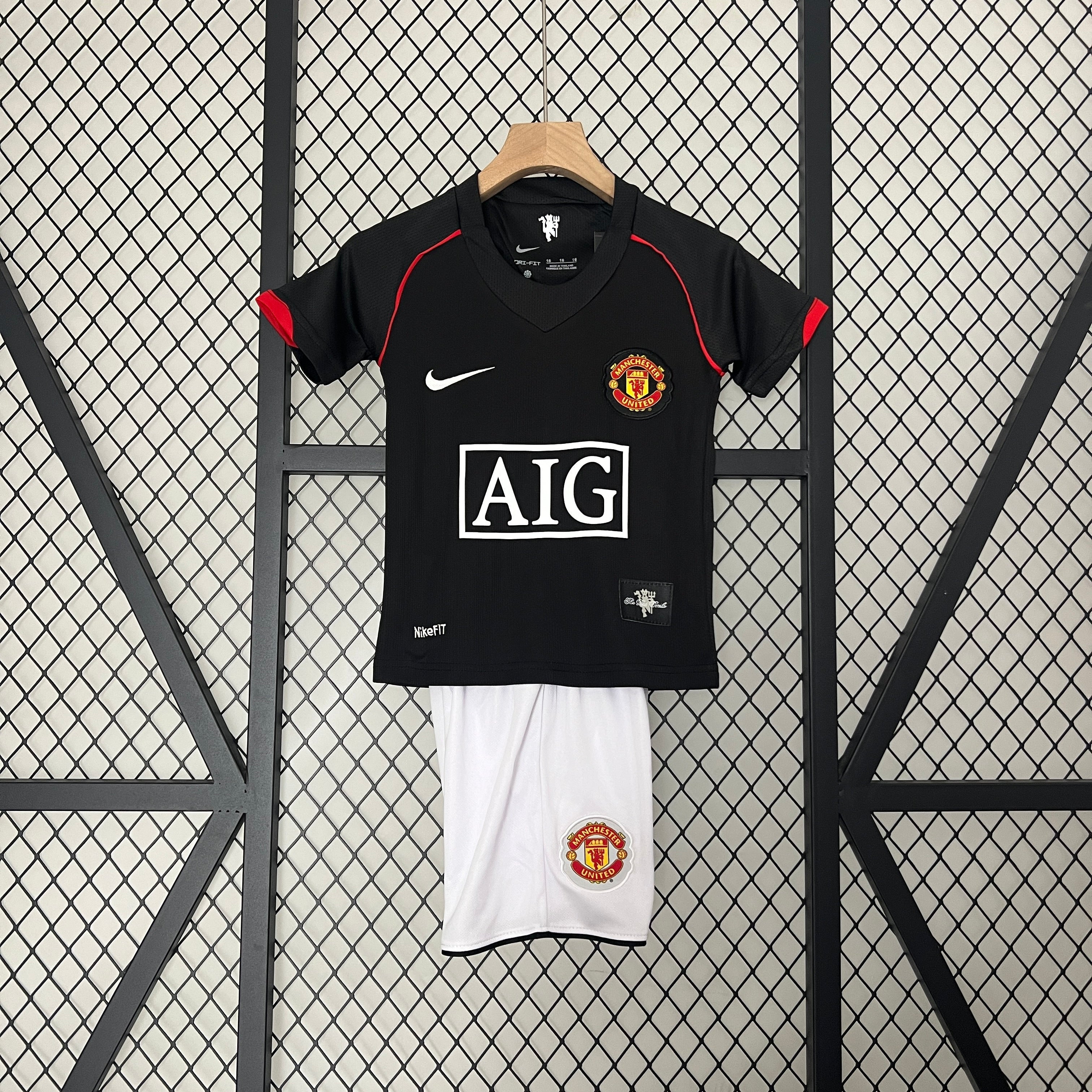 Retro Manchester United 2007/08 (Mini Conjunto)