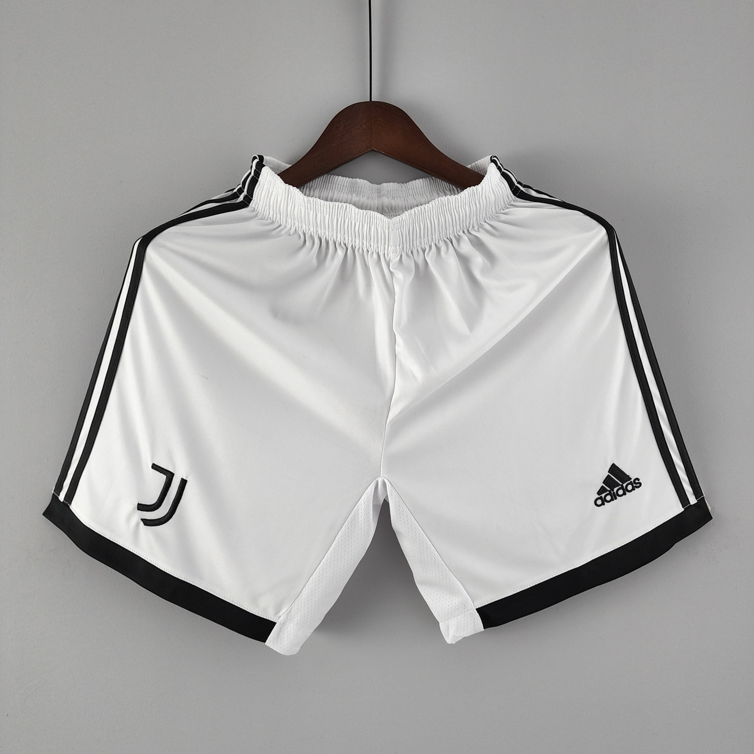 Juventus 2022/23 Pantalón corto (Primera equipación)