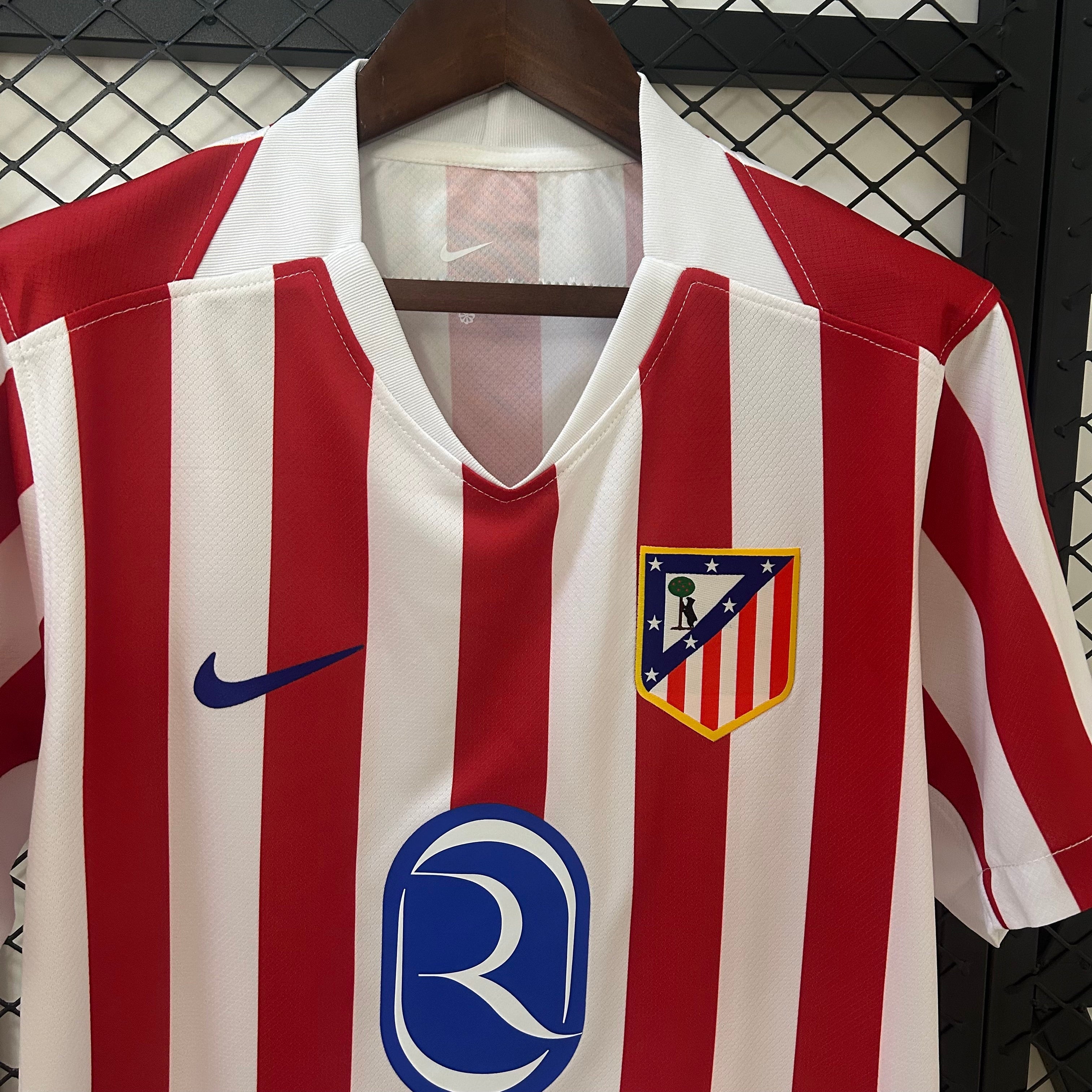 Atlético de Madrid 2025/26 (Primera equipación)