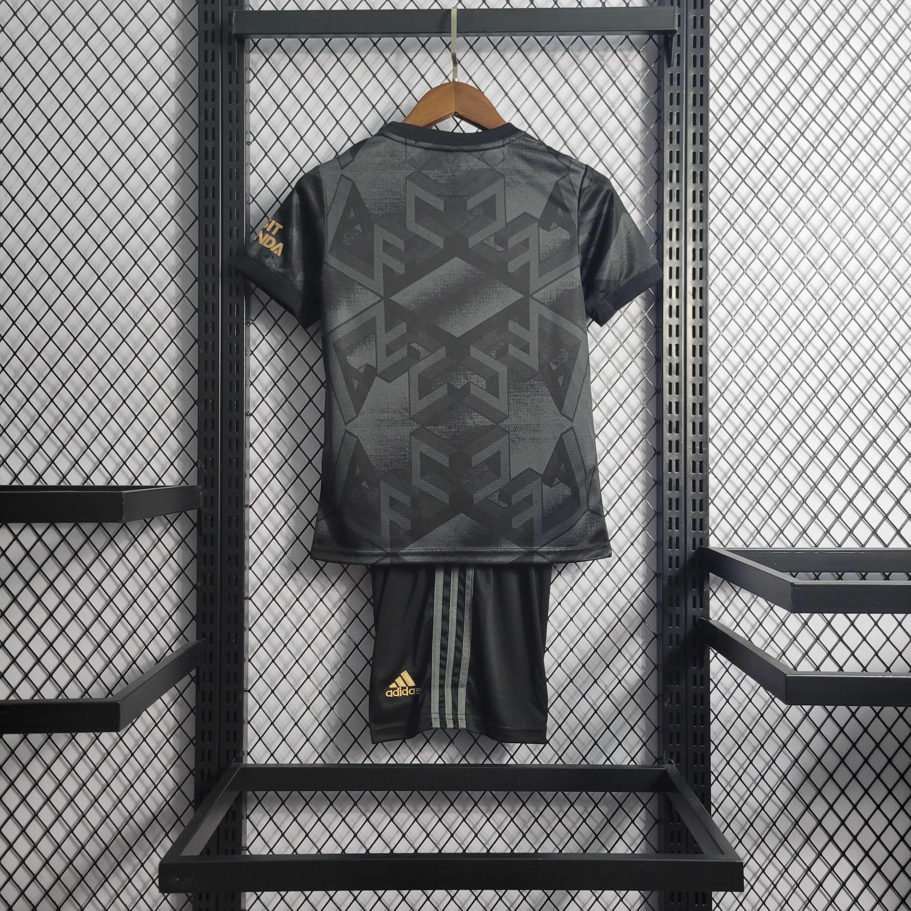 Arsenal 2022/23 Segunda equipacion (negro) (Mini Conjunto)