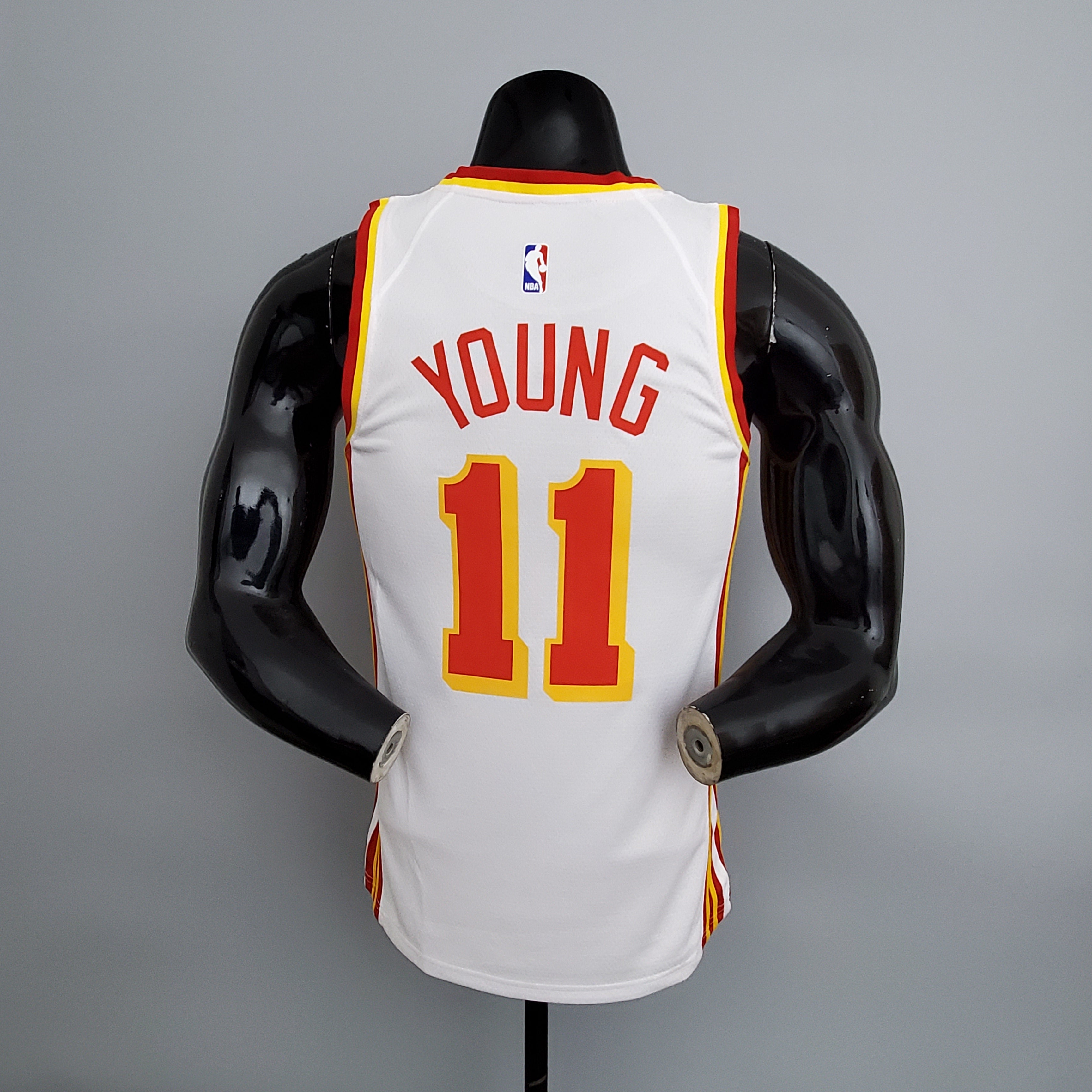 Atlanta Hawks (white)