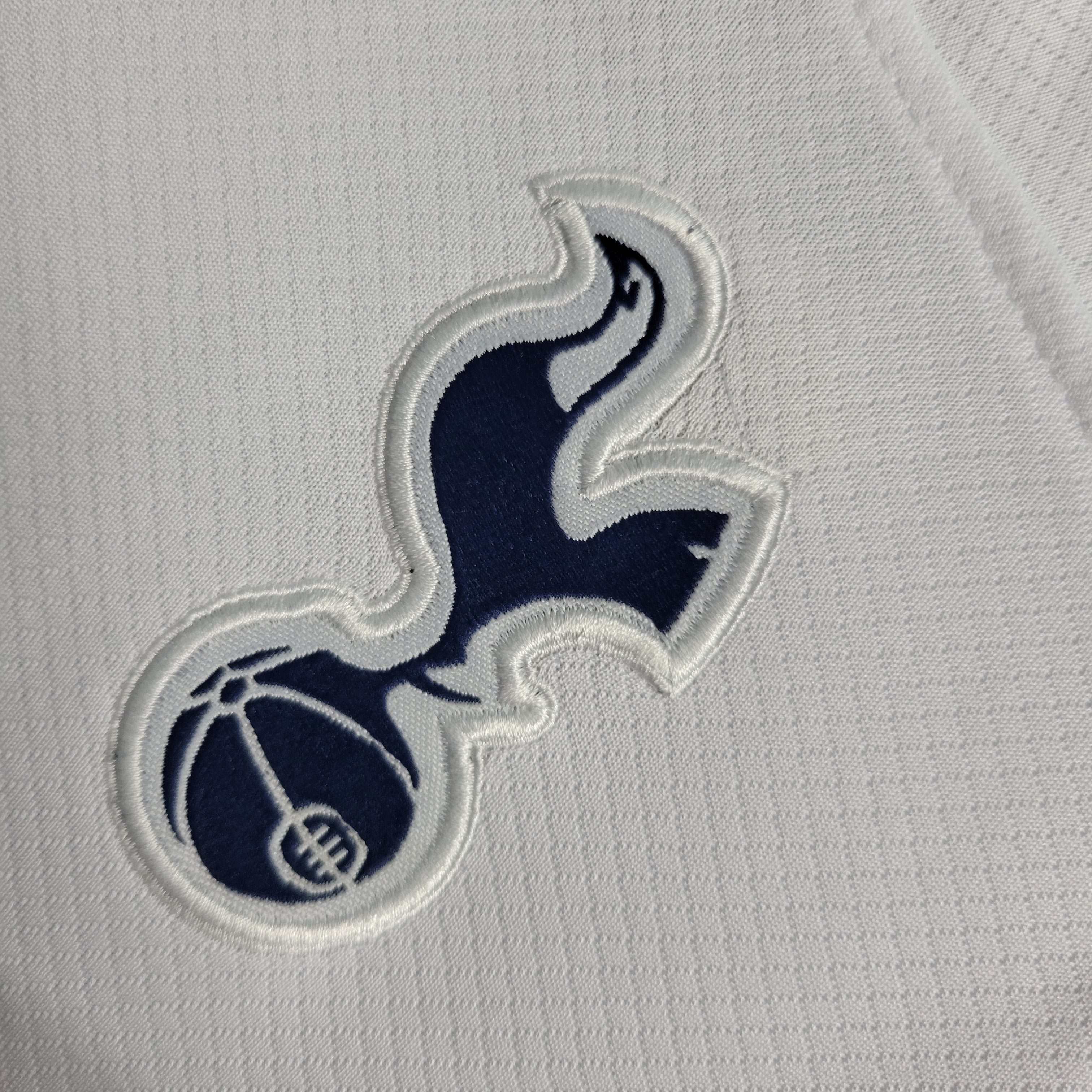 Tottenham 2023/24 Primera Equipacion (Mini Conjunto)