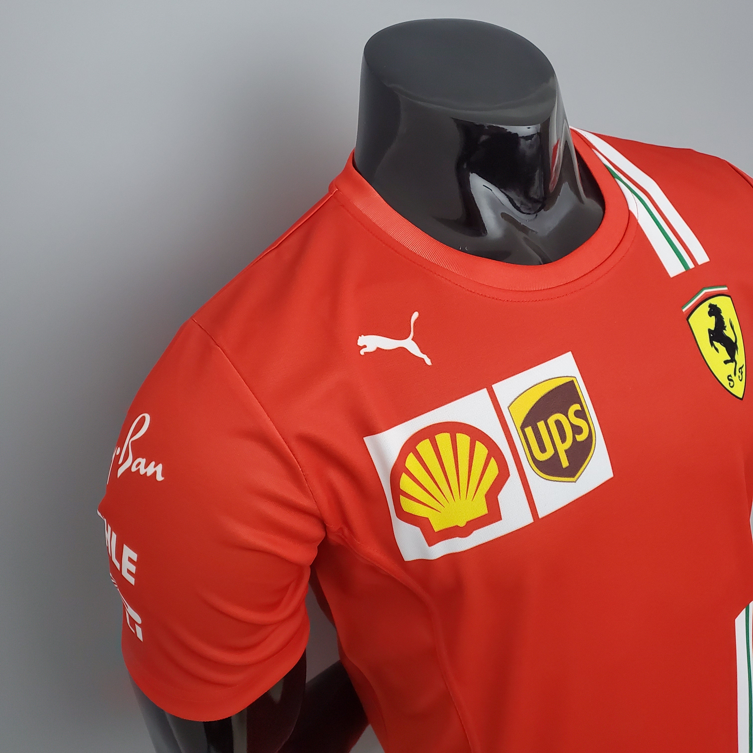 F1 Ferrari 2021 (Traje de carreras)