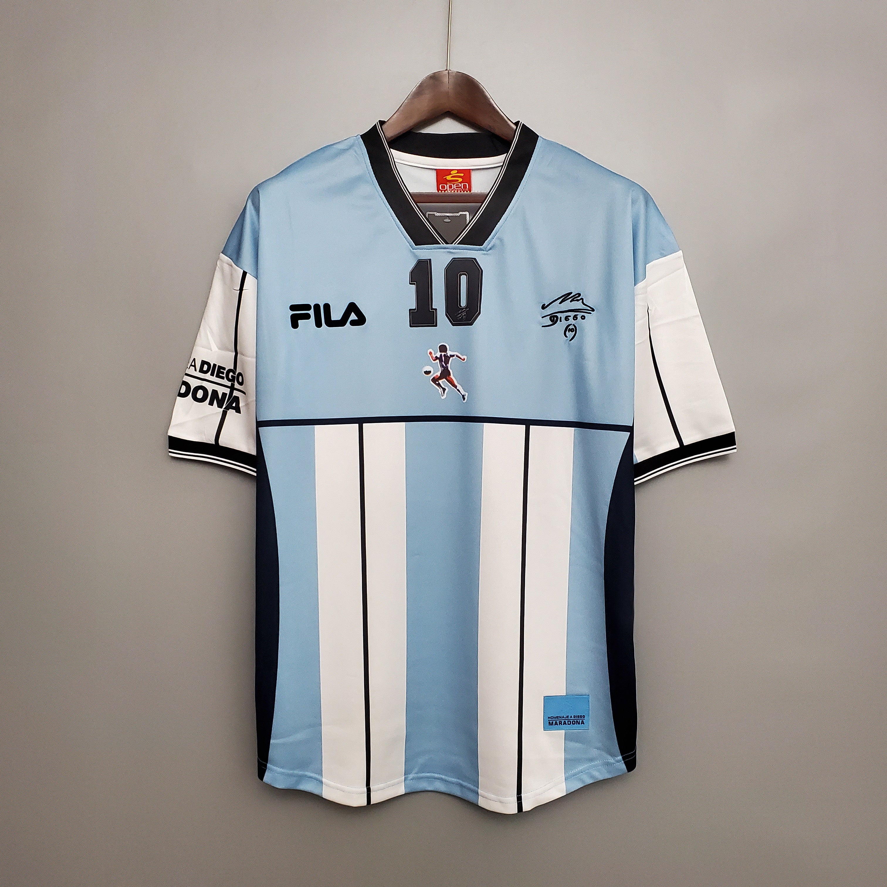 Retro Argentina 2001 (Homenaje Diego Maradona)