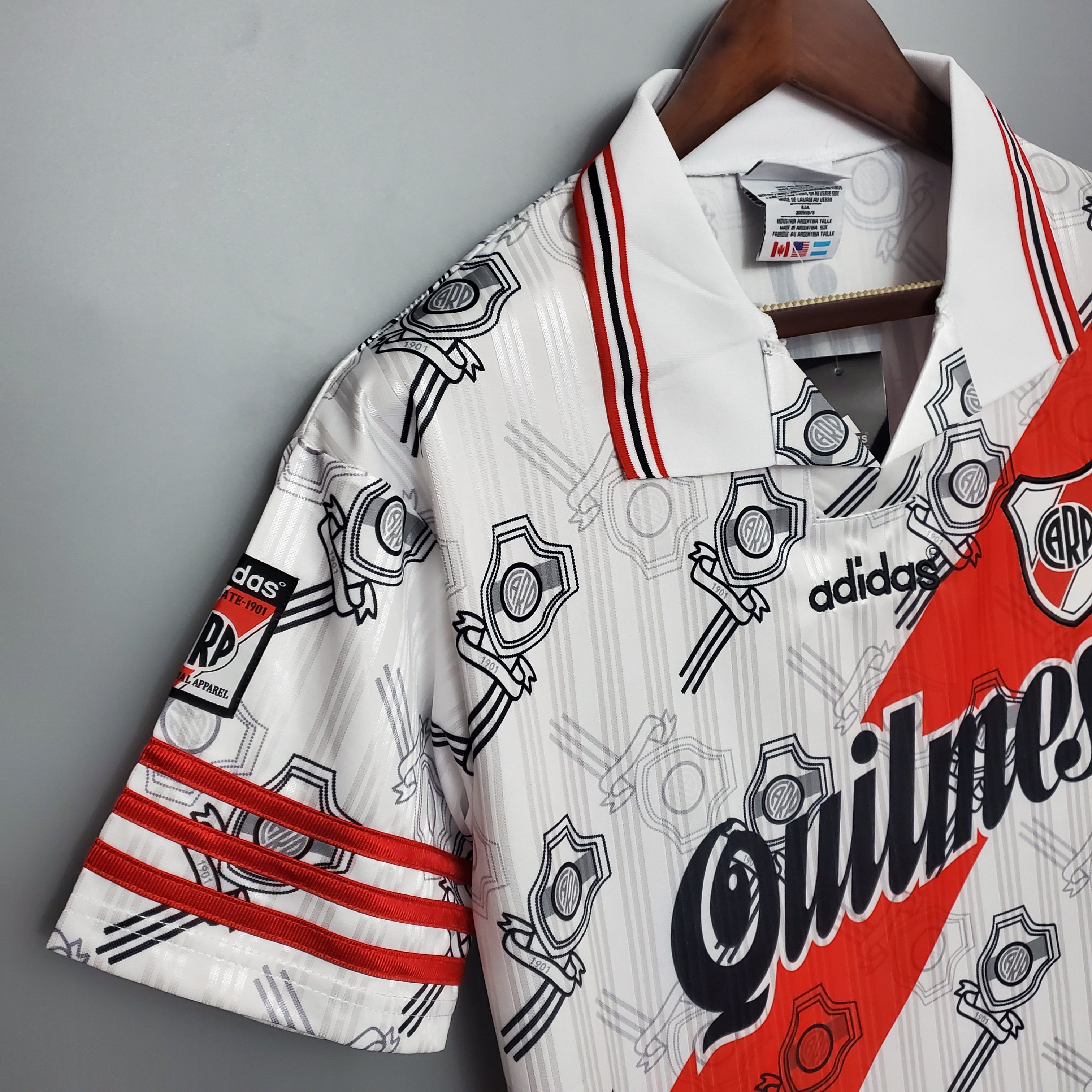 Retro River Plate 1995/96 (Primera equipación)