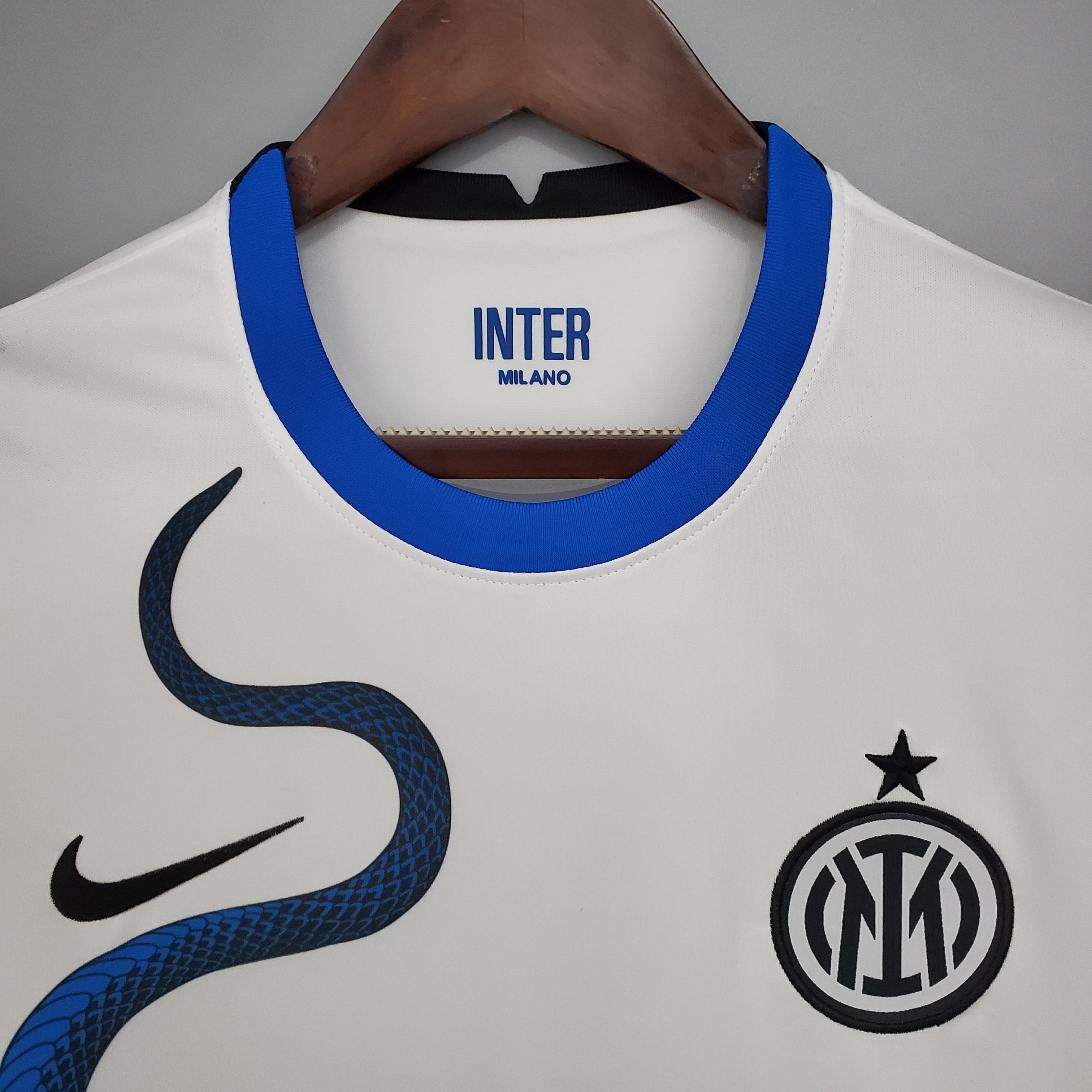 Inter 2021/22 (Segunda equipación)