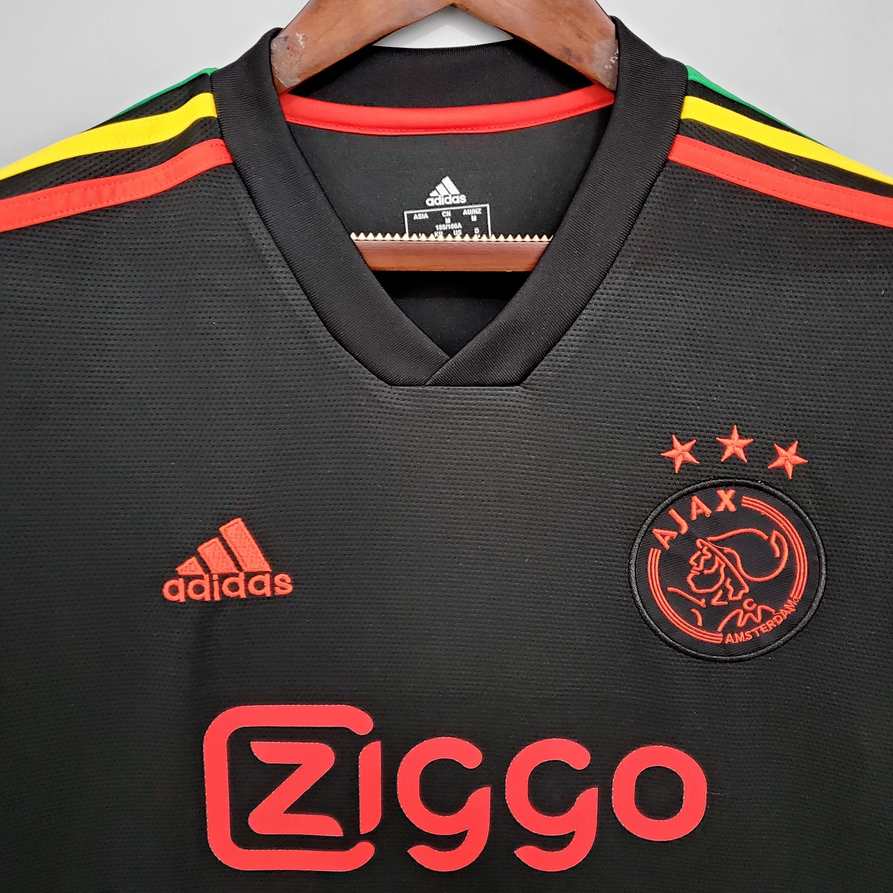 Ajax 2021/22 (Tercera equipación)