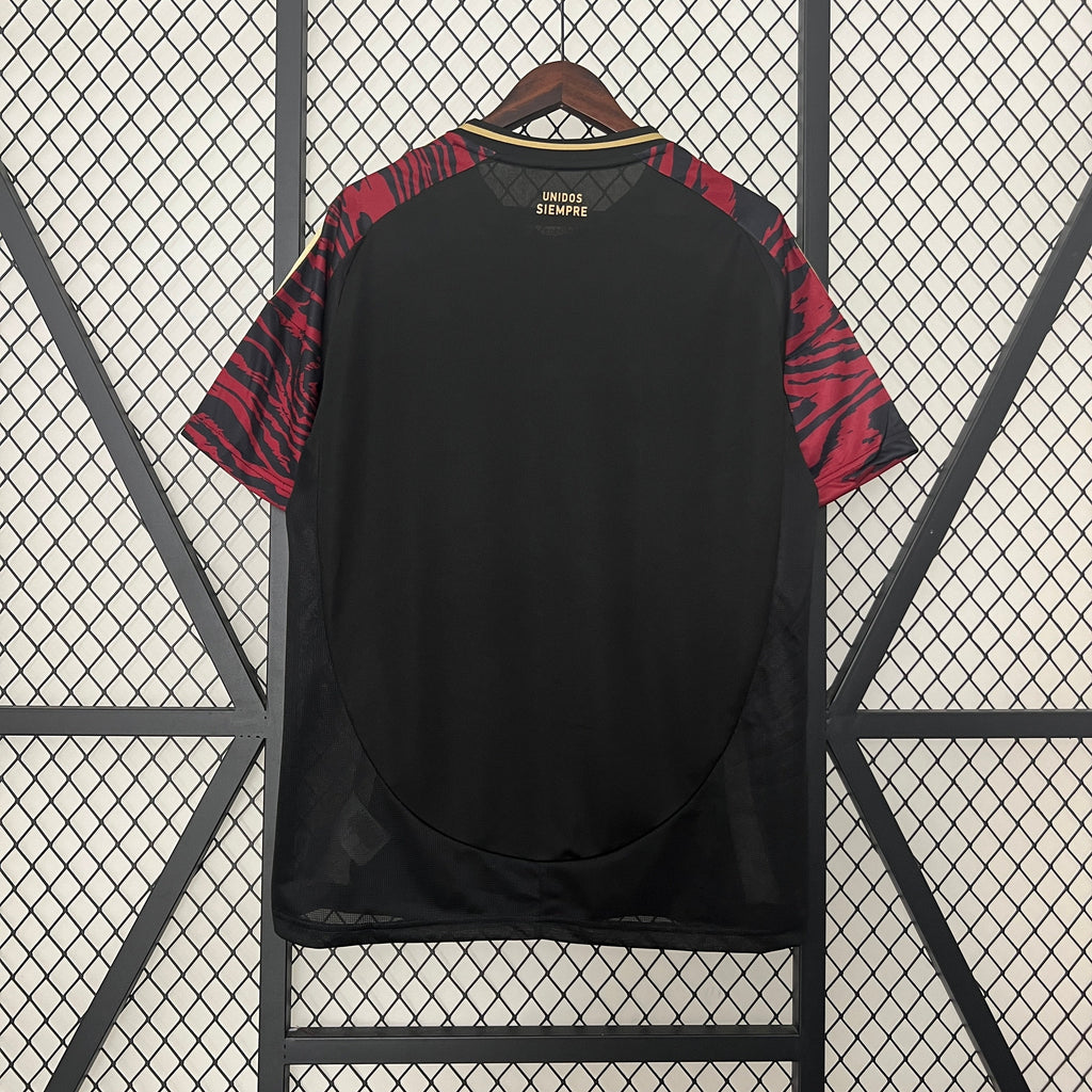 Perú 2024/25 (Segunda equipación)